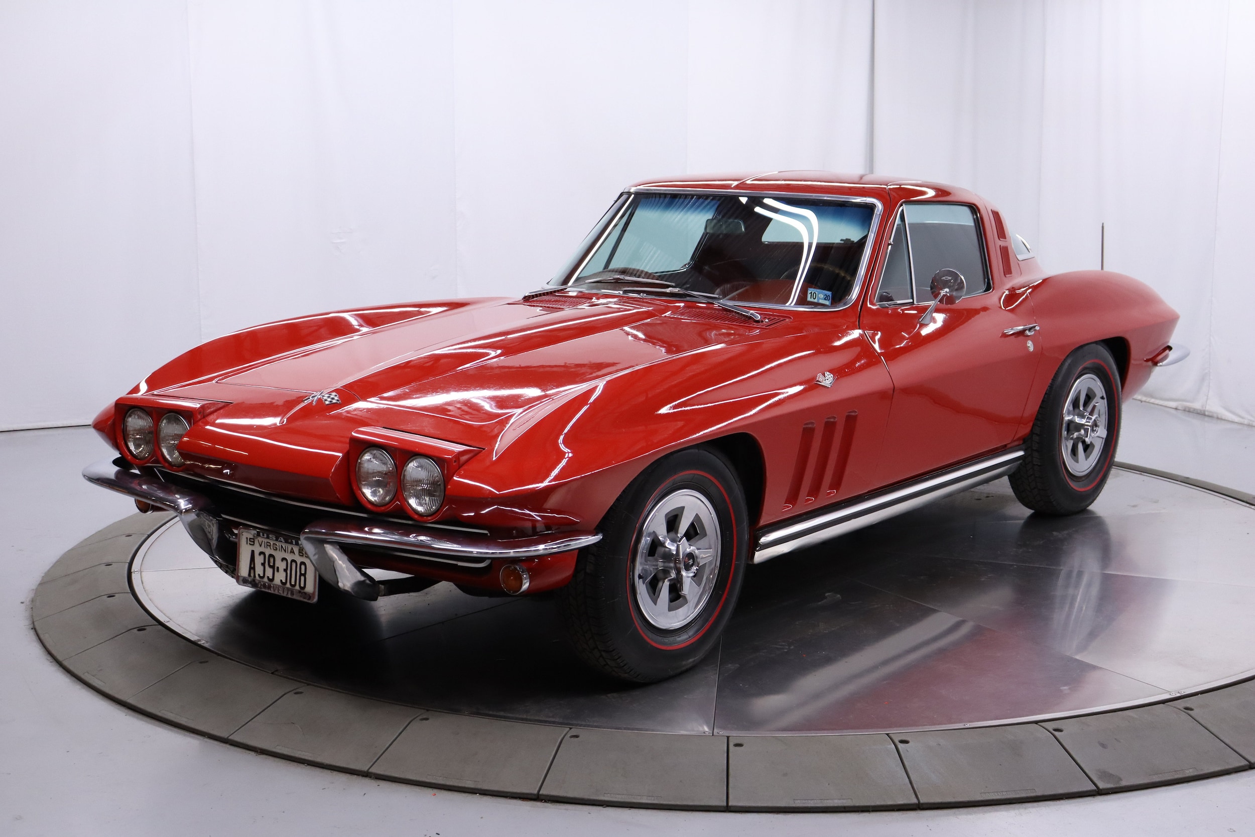 1965 Chevrolet Corvette 25