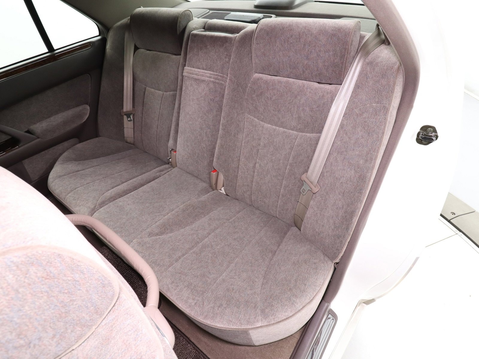 1998 Nissan Cima 18