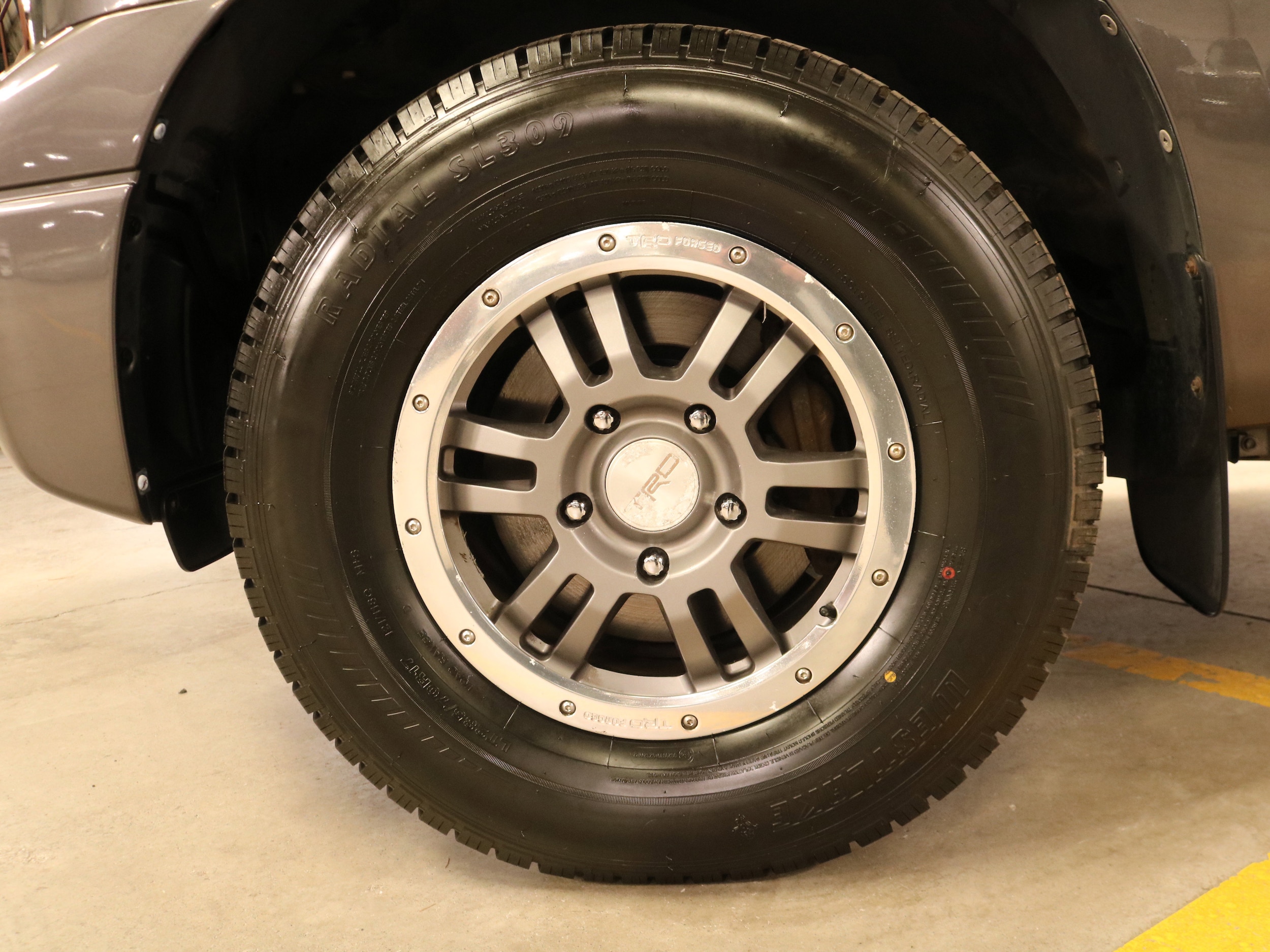 2012 Toyota Tundra 4WD Truck 31