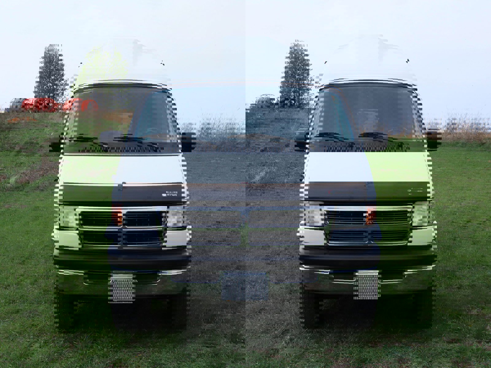 1996 Dodge Ram Van 3
