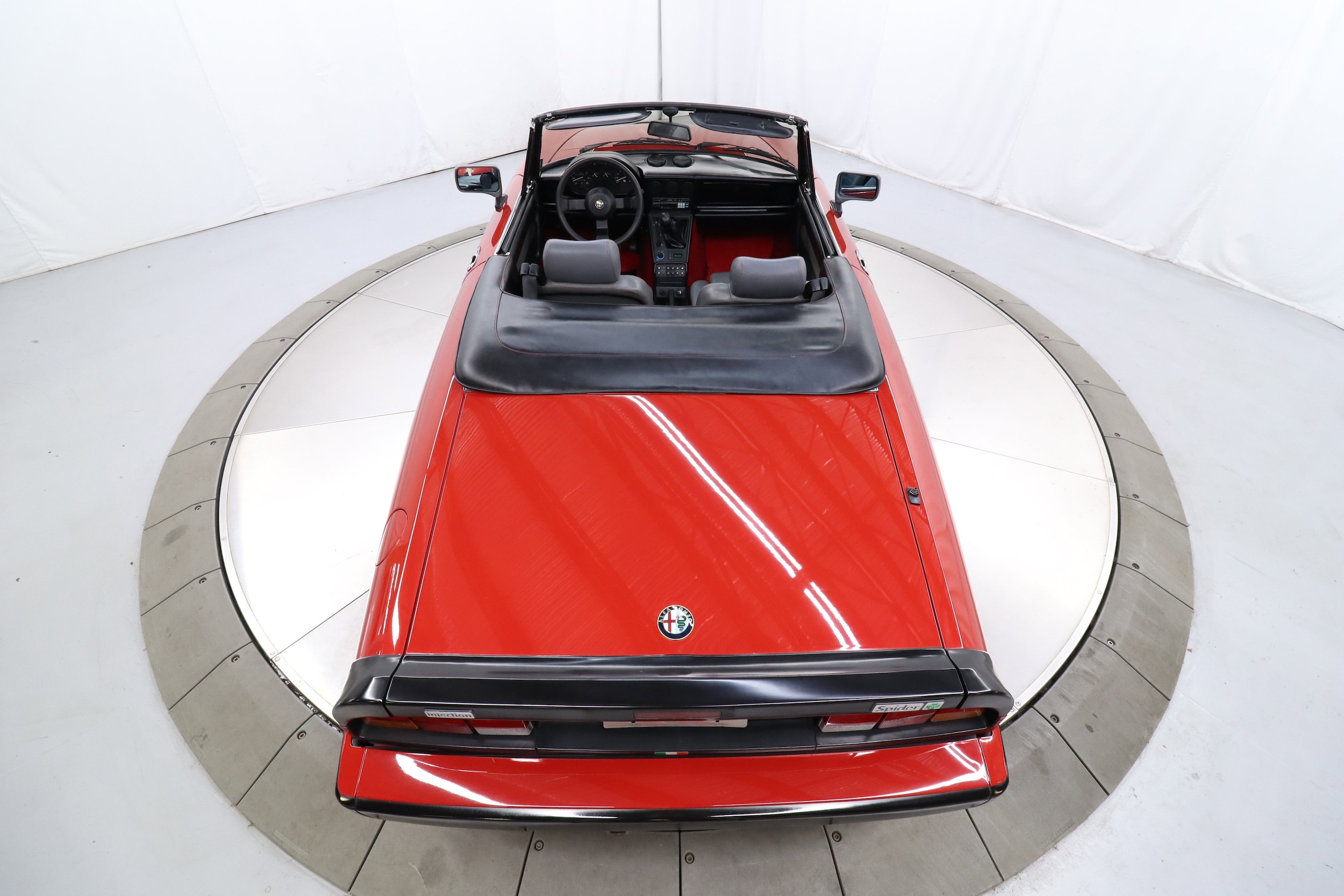 1988 Alfa Romeo Spider 61