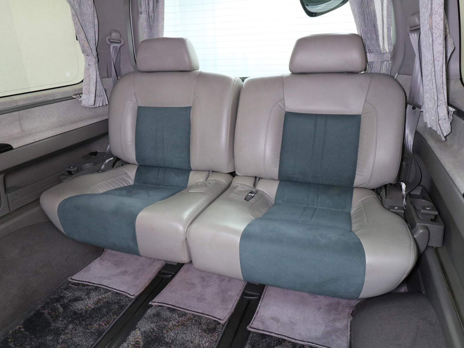 1998 Nissan Elgrand 17