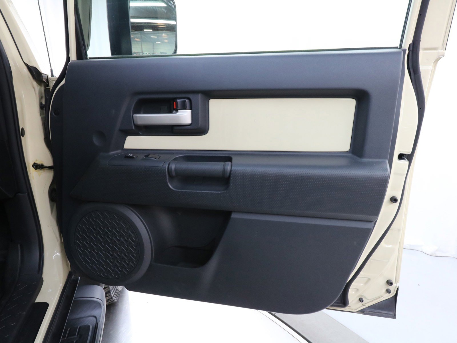 2010 Toyota FJ Cruiser 21