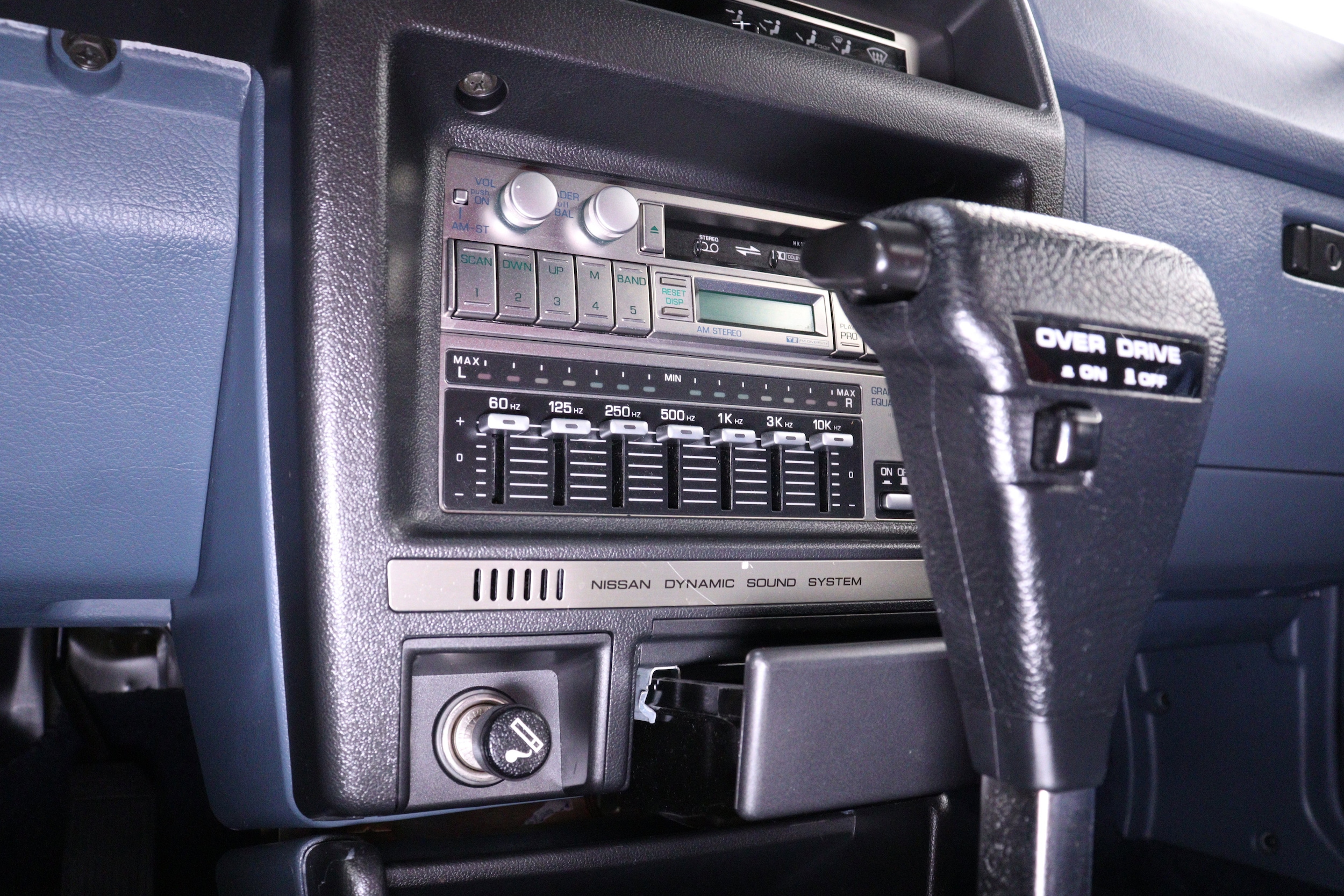 1987 Nissan Maxima 64