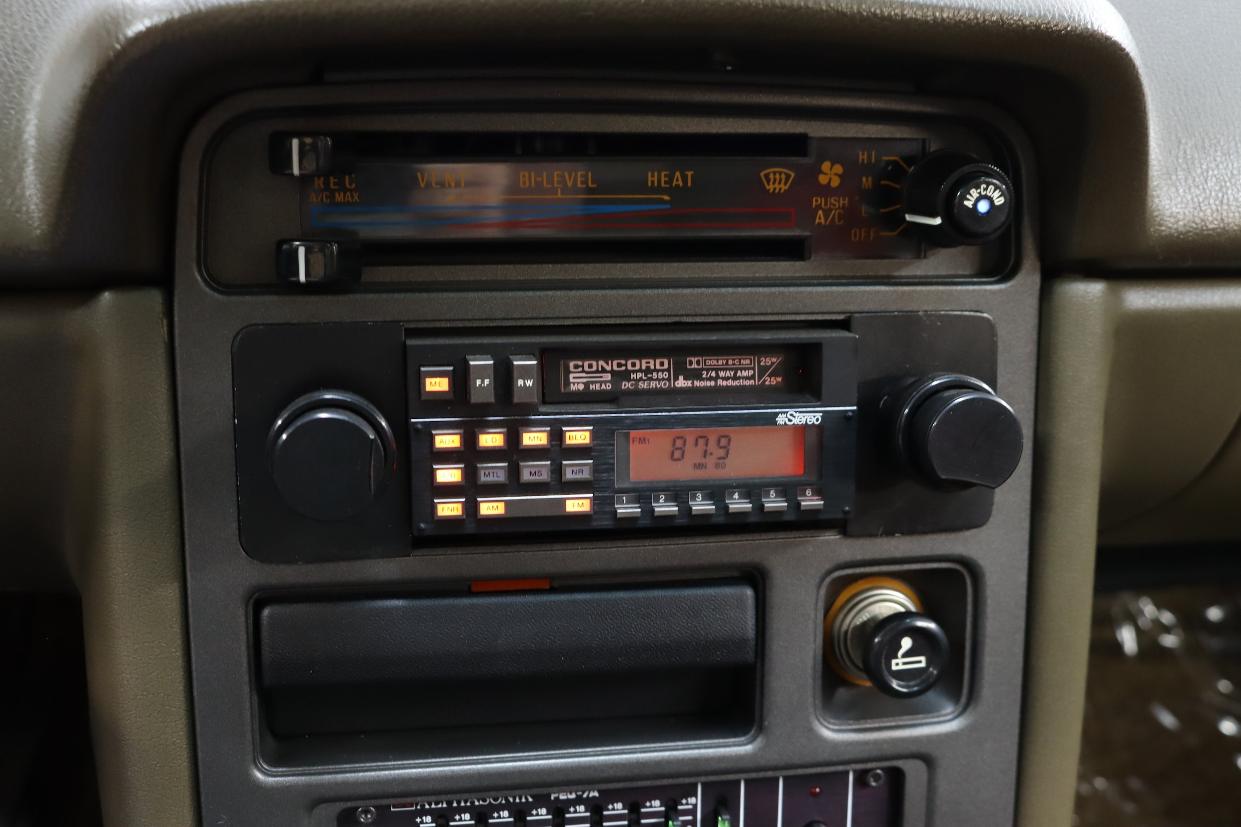 1981 Mazda RX-7 28