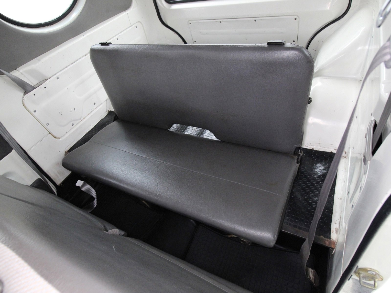 1989 Nissan S-Cargo 18
