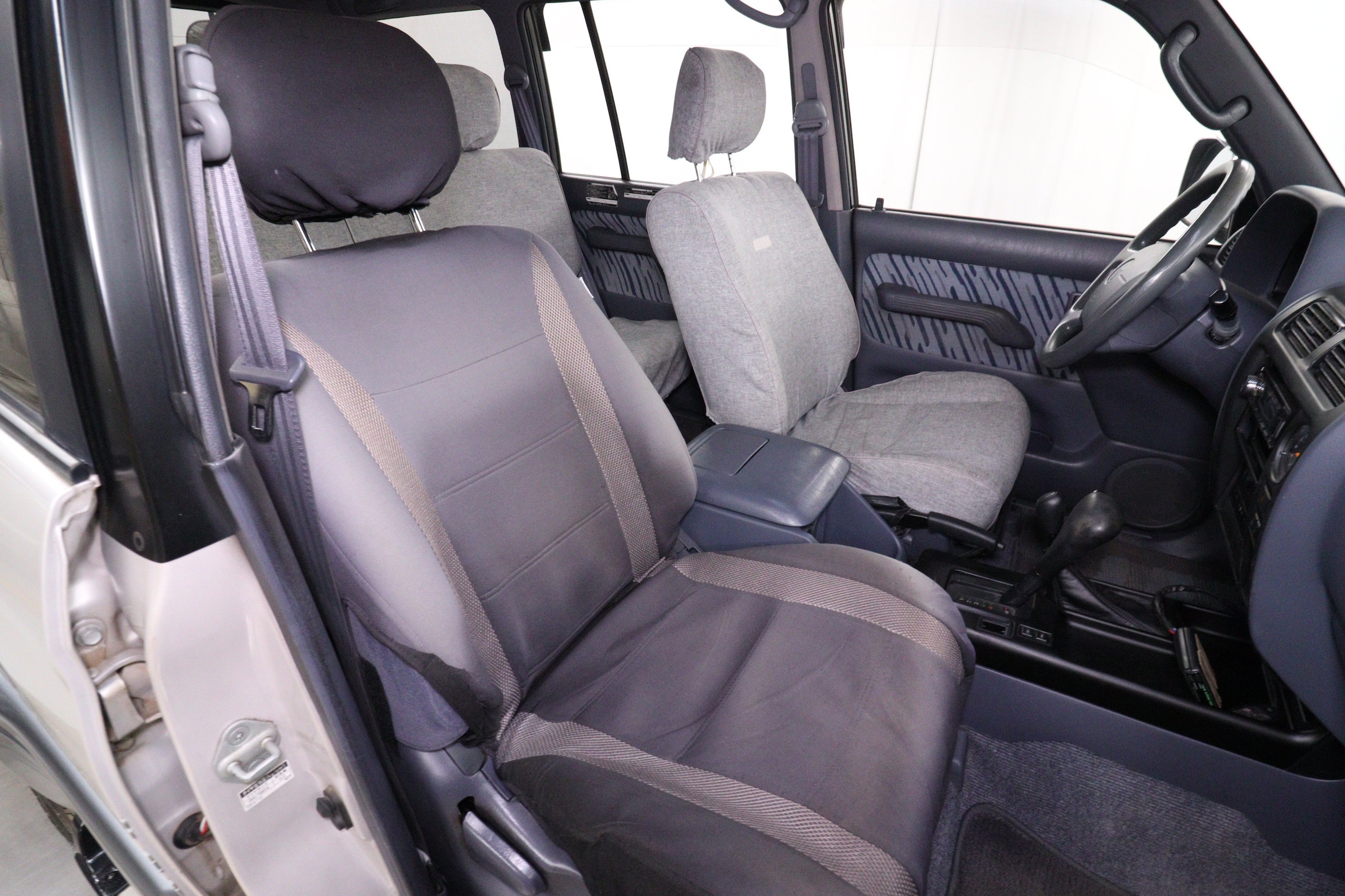 1997 Toyota Landcruiser Prado 19