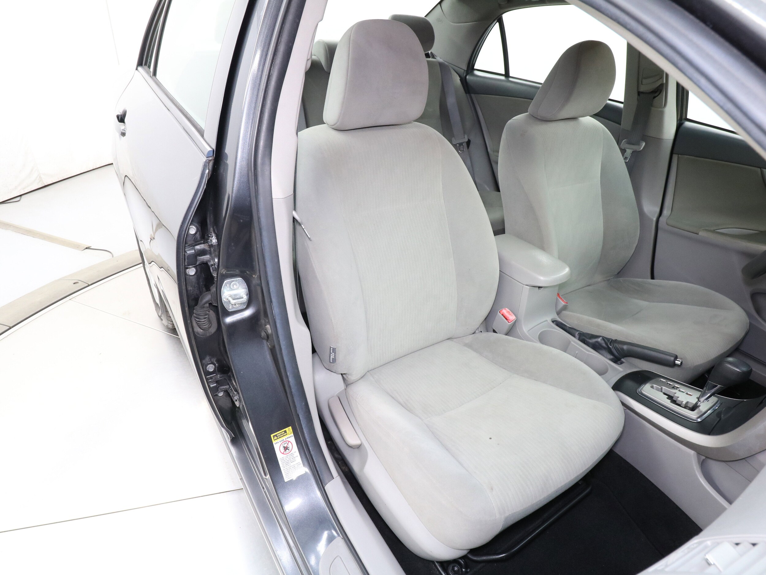 2010 Toyota Corolla 17
