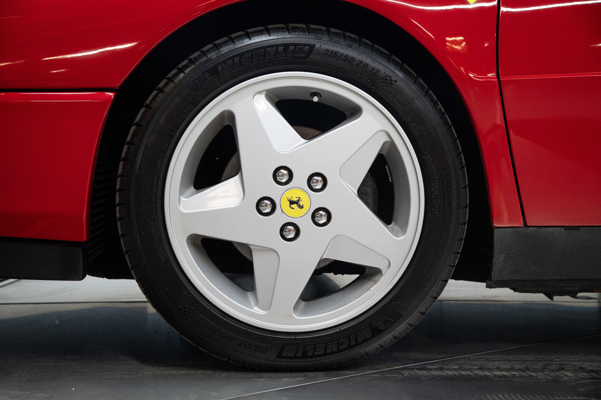 1991 Ferrari Mondial 69