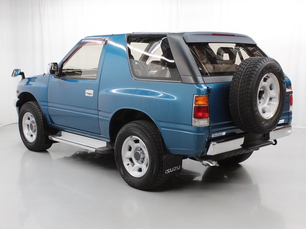 Used 1995 Isuzu Mu 2dr SUV