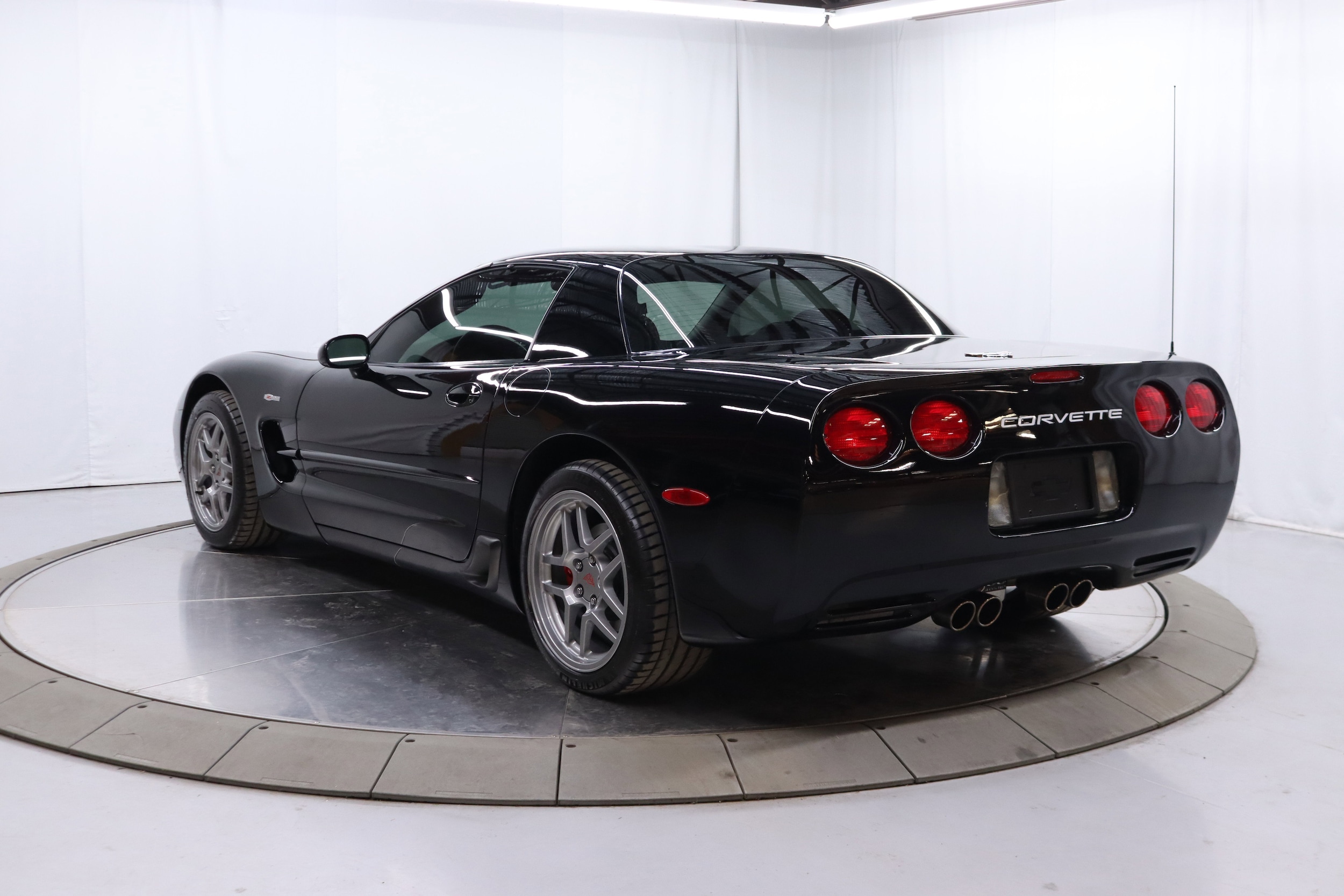 2003 Chevrolet Corvette 5