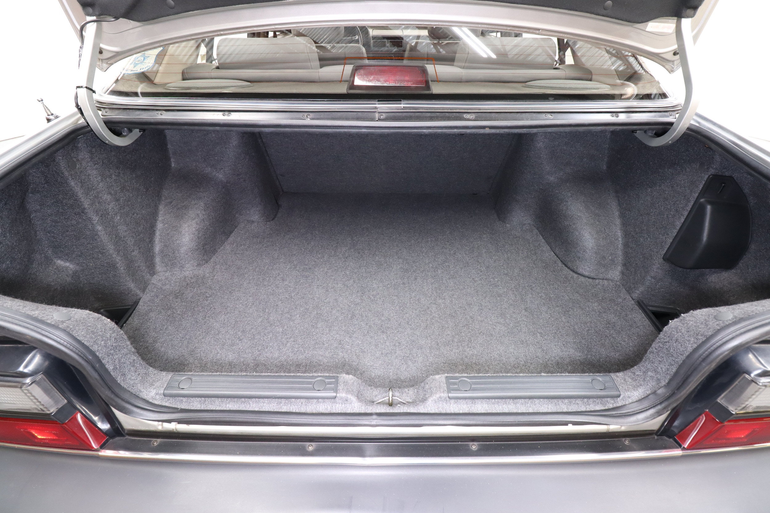 1987 Acura Legend 32