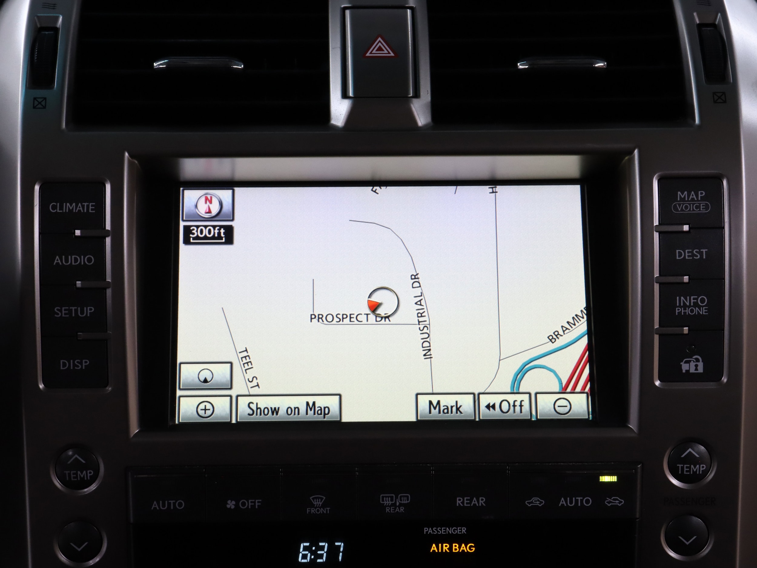 2011 Lexus GX460 13