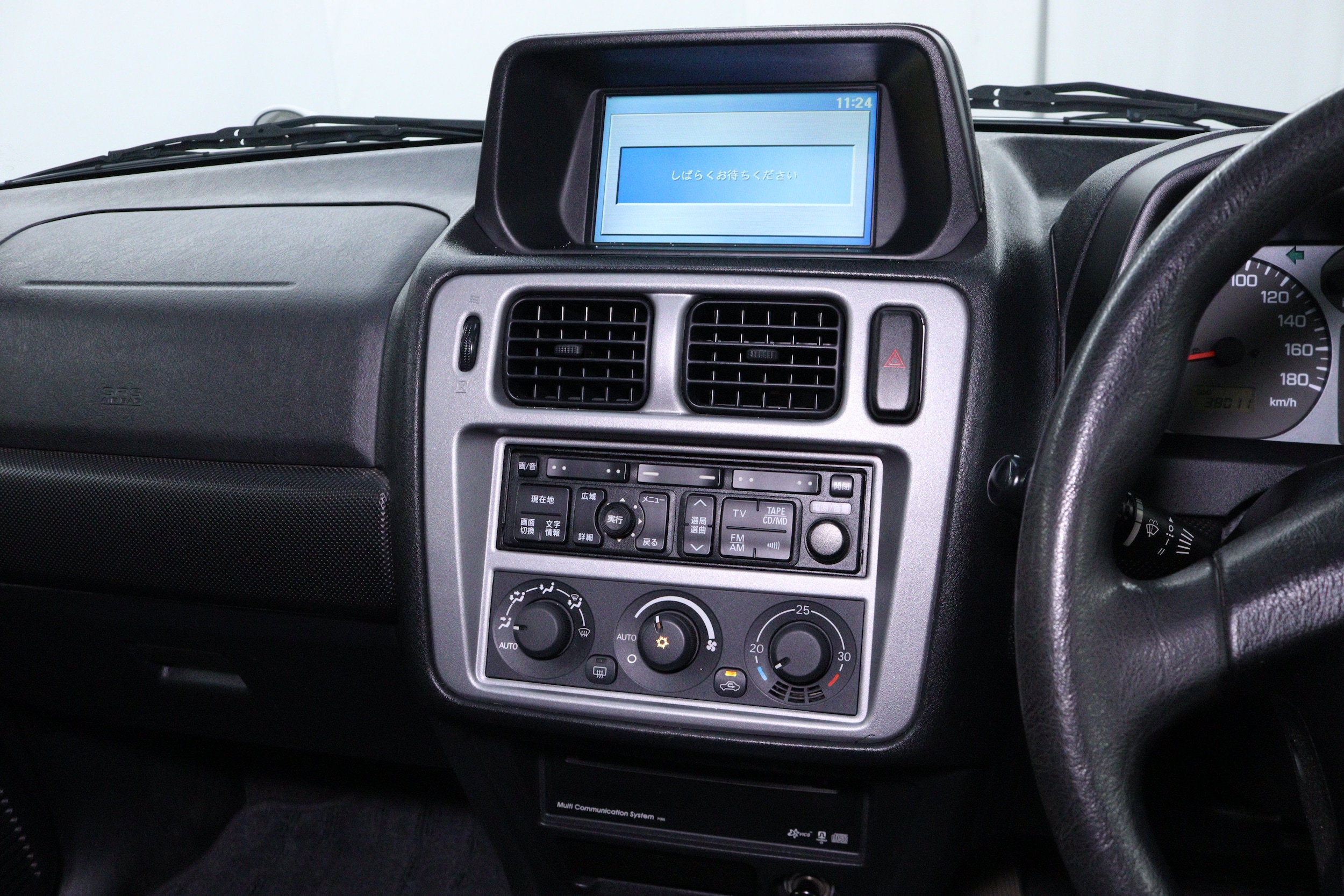 2000 Mitsubishi Pajero 12