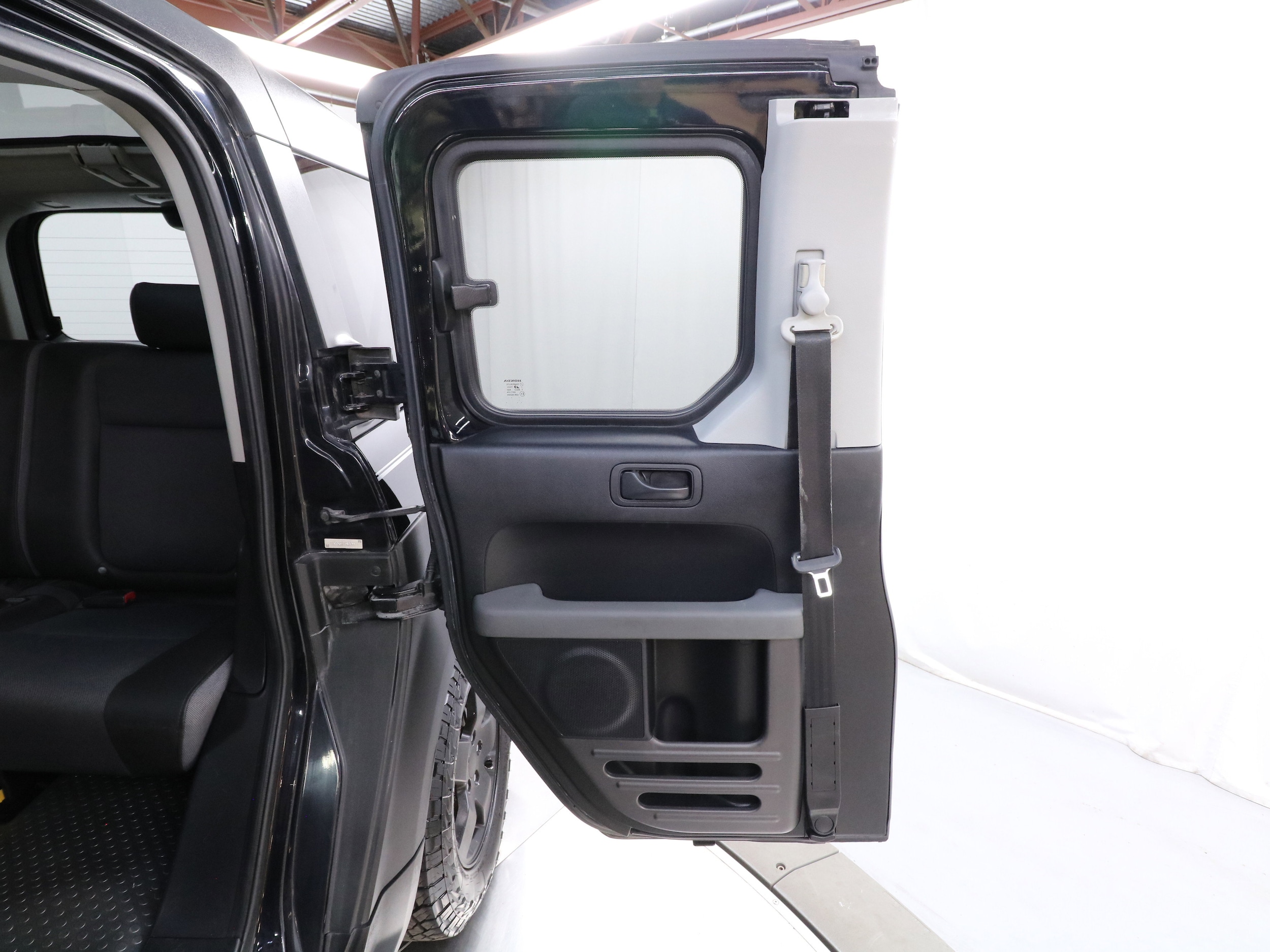 2005 Honda Element 23