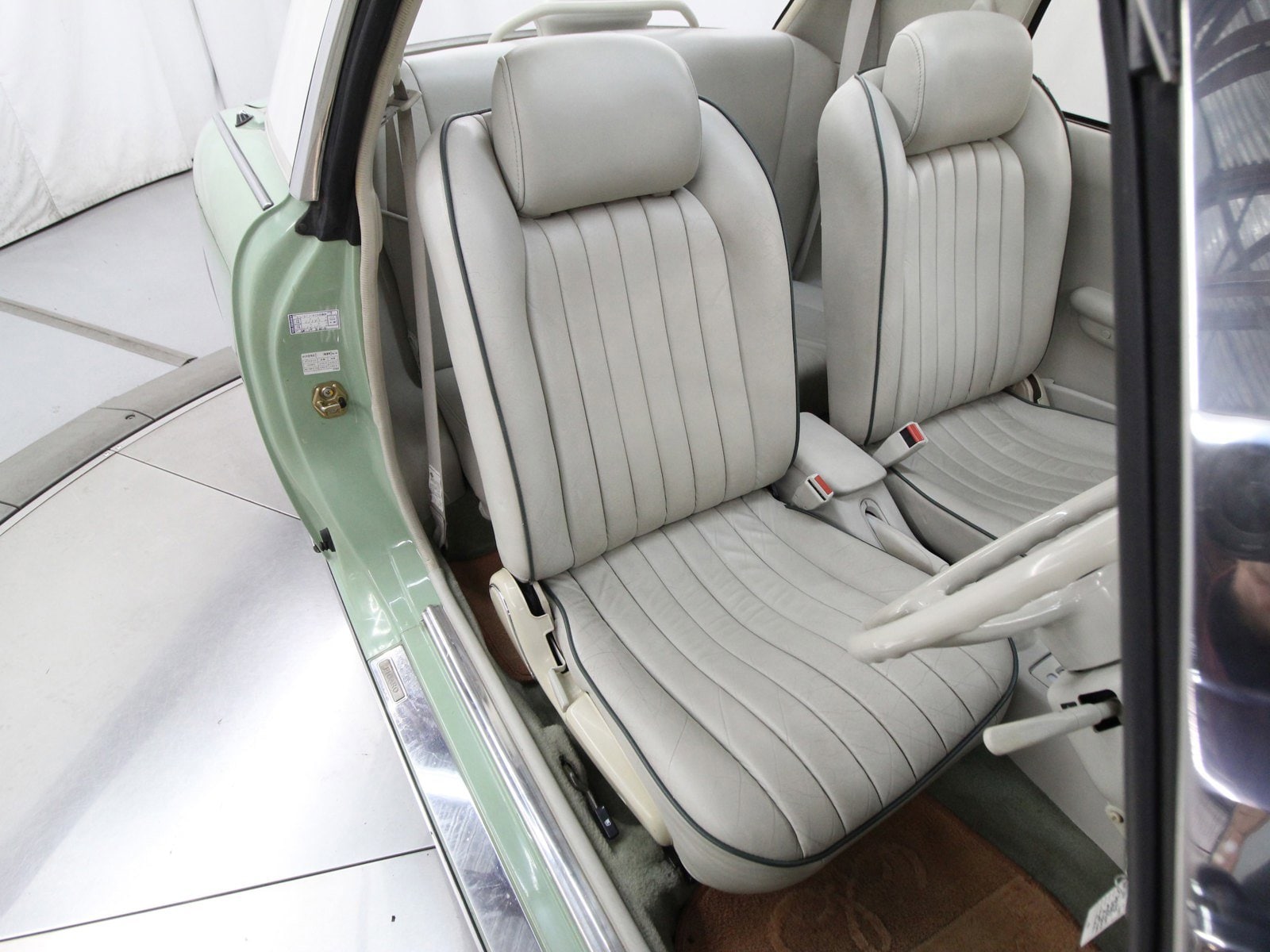 1991 Nissan Figaro 16