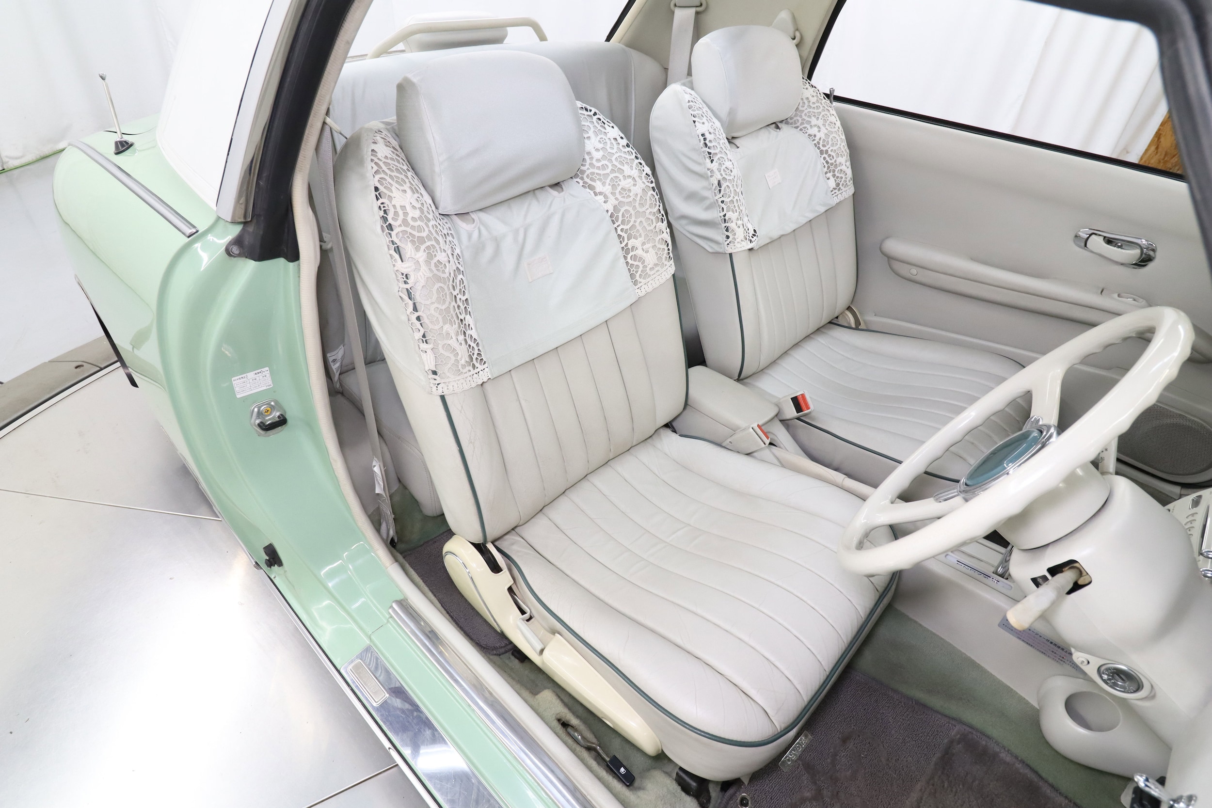 1991 Nissan Figaro 19