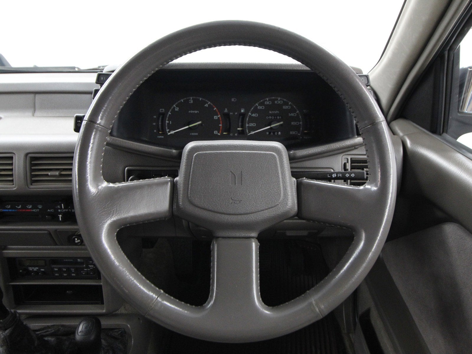 1995 Isuzu Mu 33
