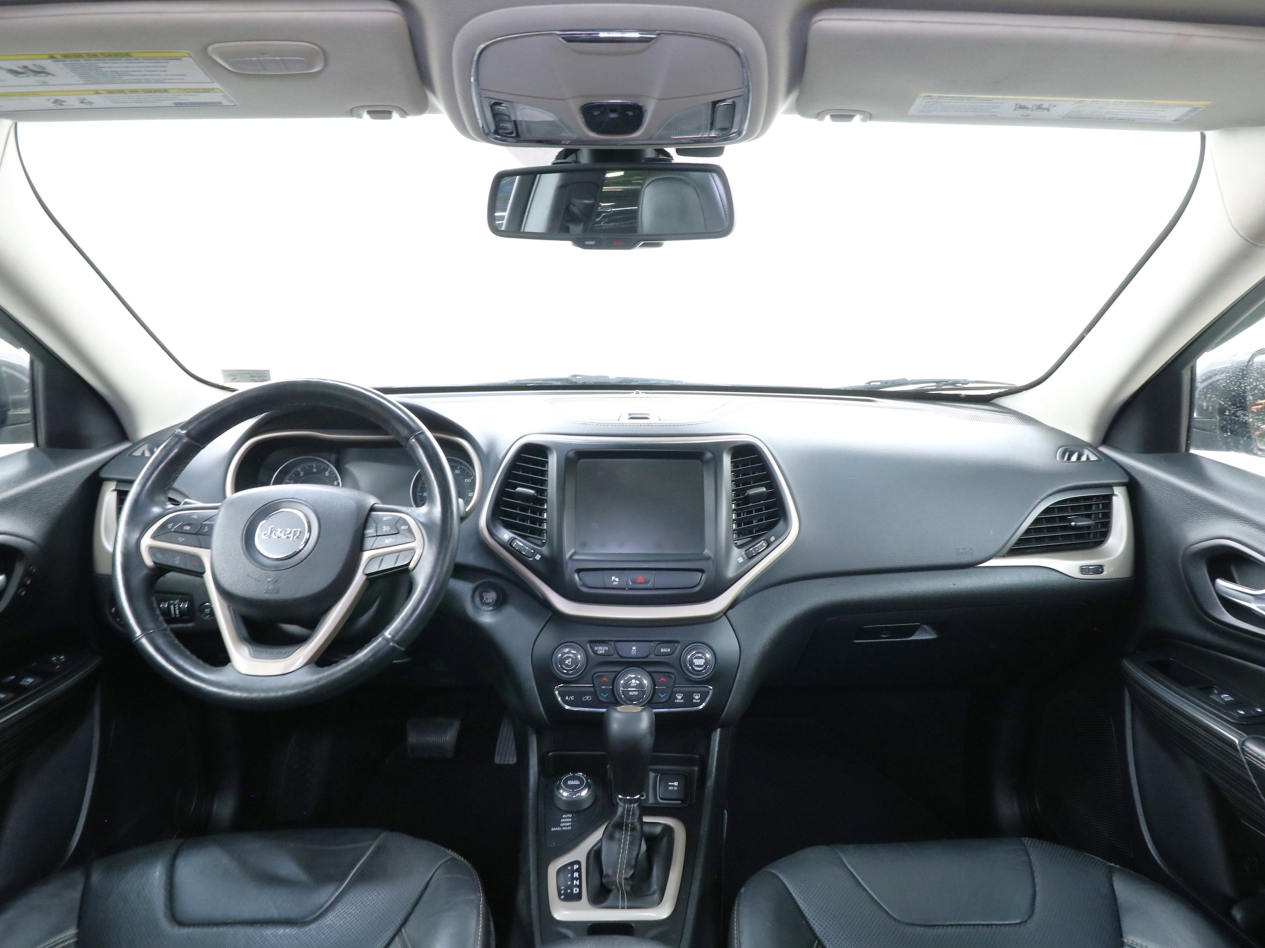 2014 Jeep Cherokee 51