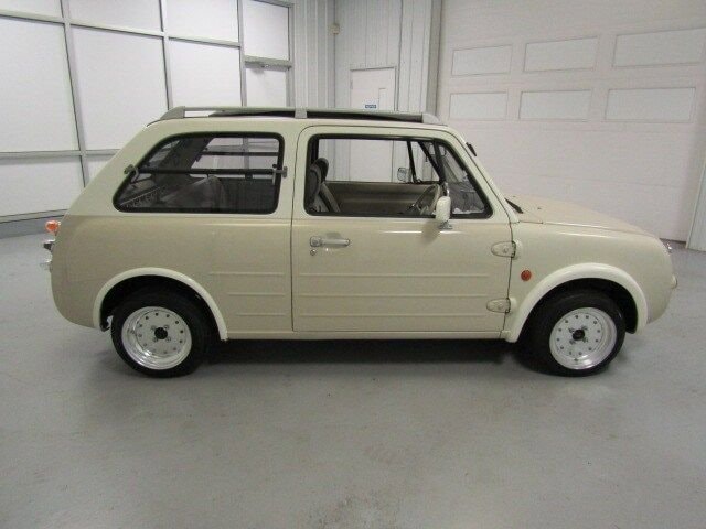 1989 Nissan Pao 8