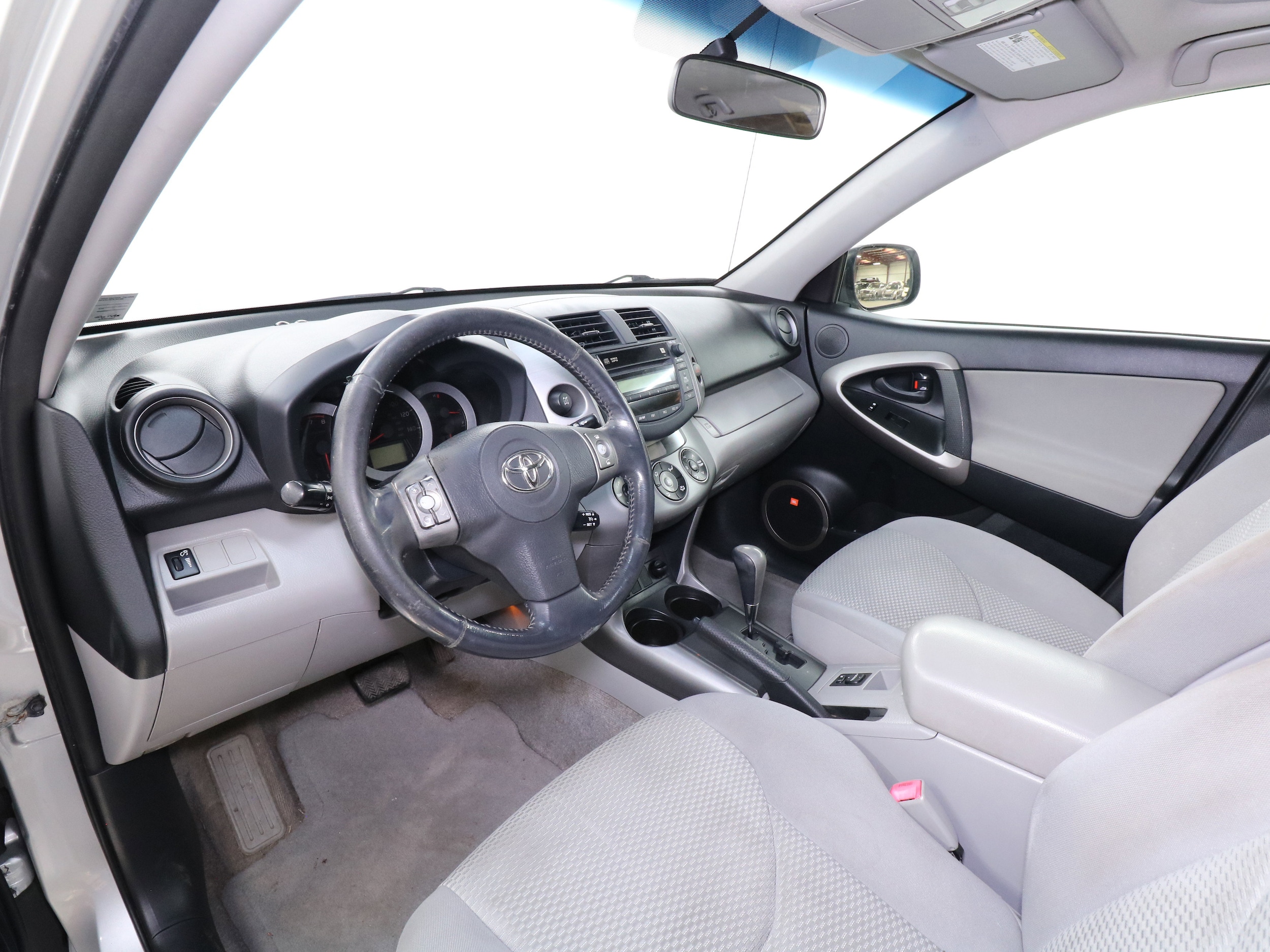 2008 Toyota RAV-4 9