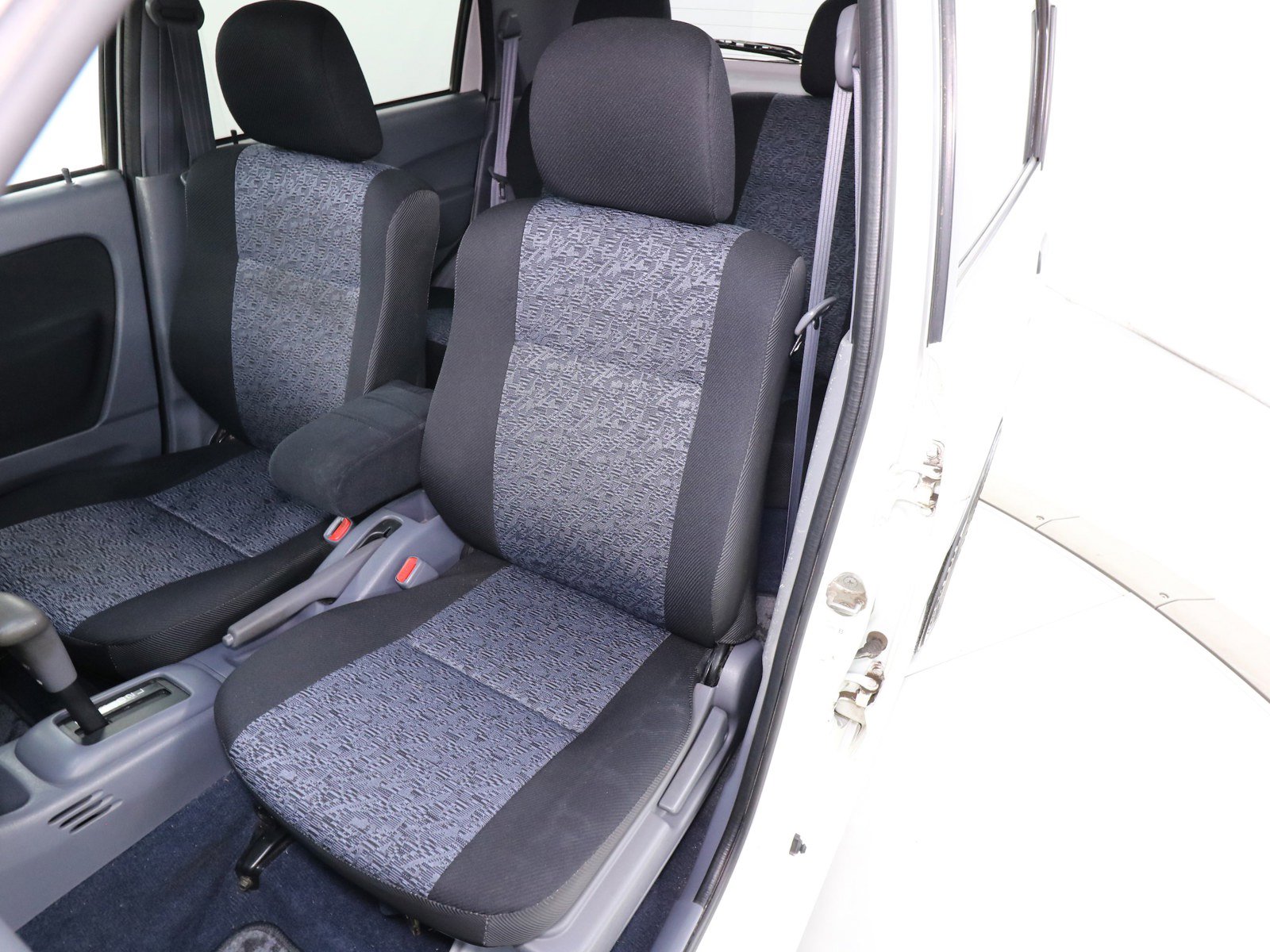1999 Daihatsu Terios 19