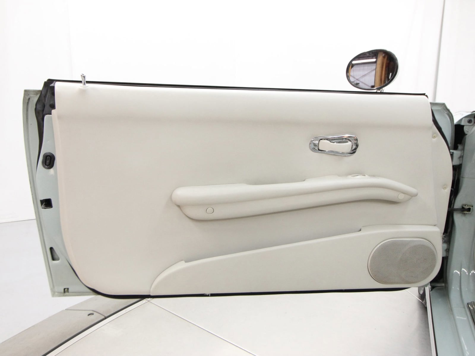 1991 Nissan Figaro 19