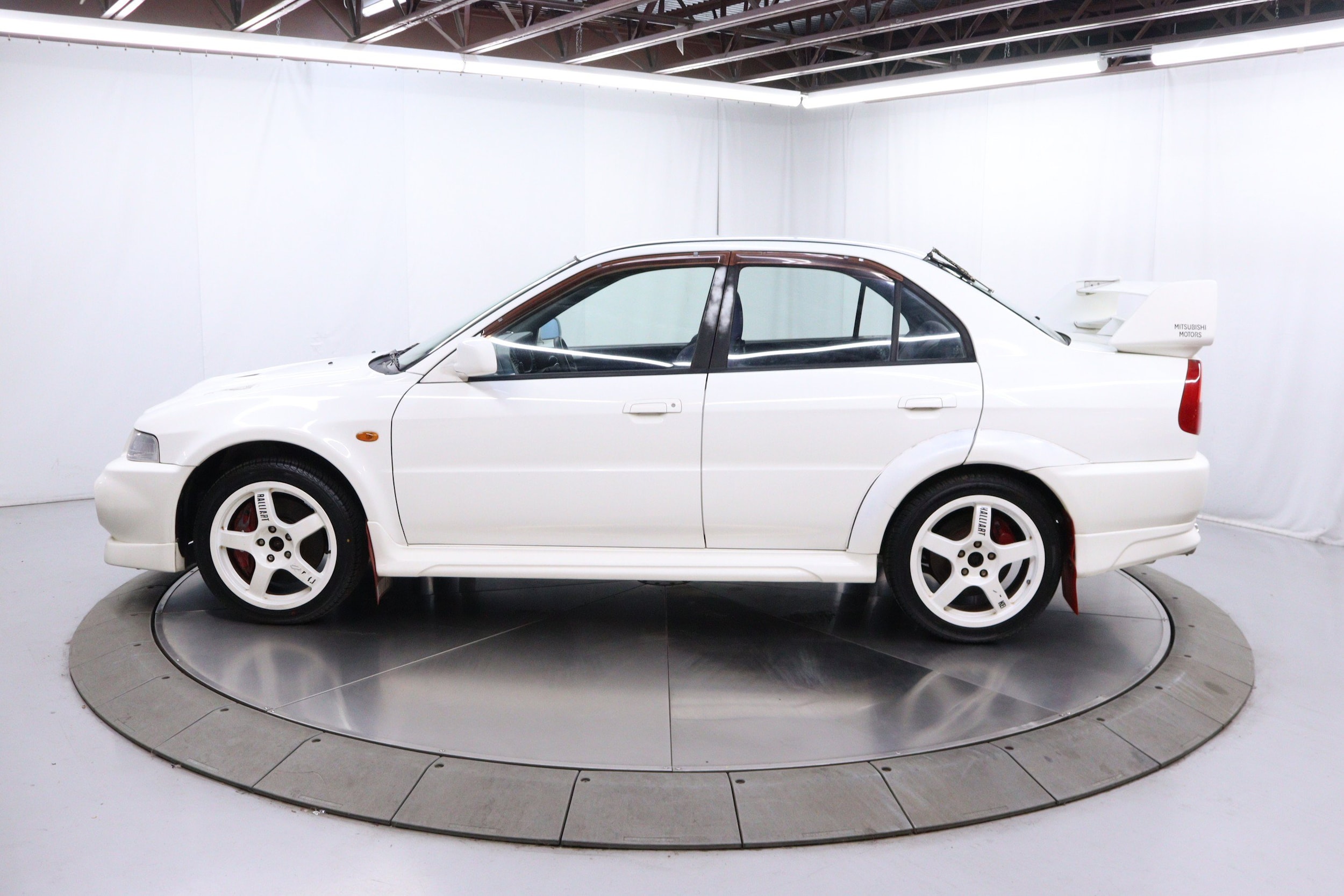 1999 Mitsubishi Lancer 4