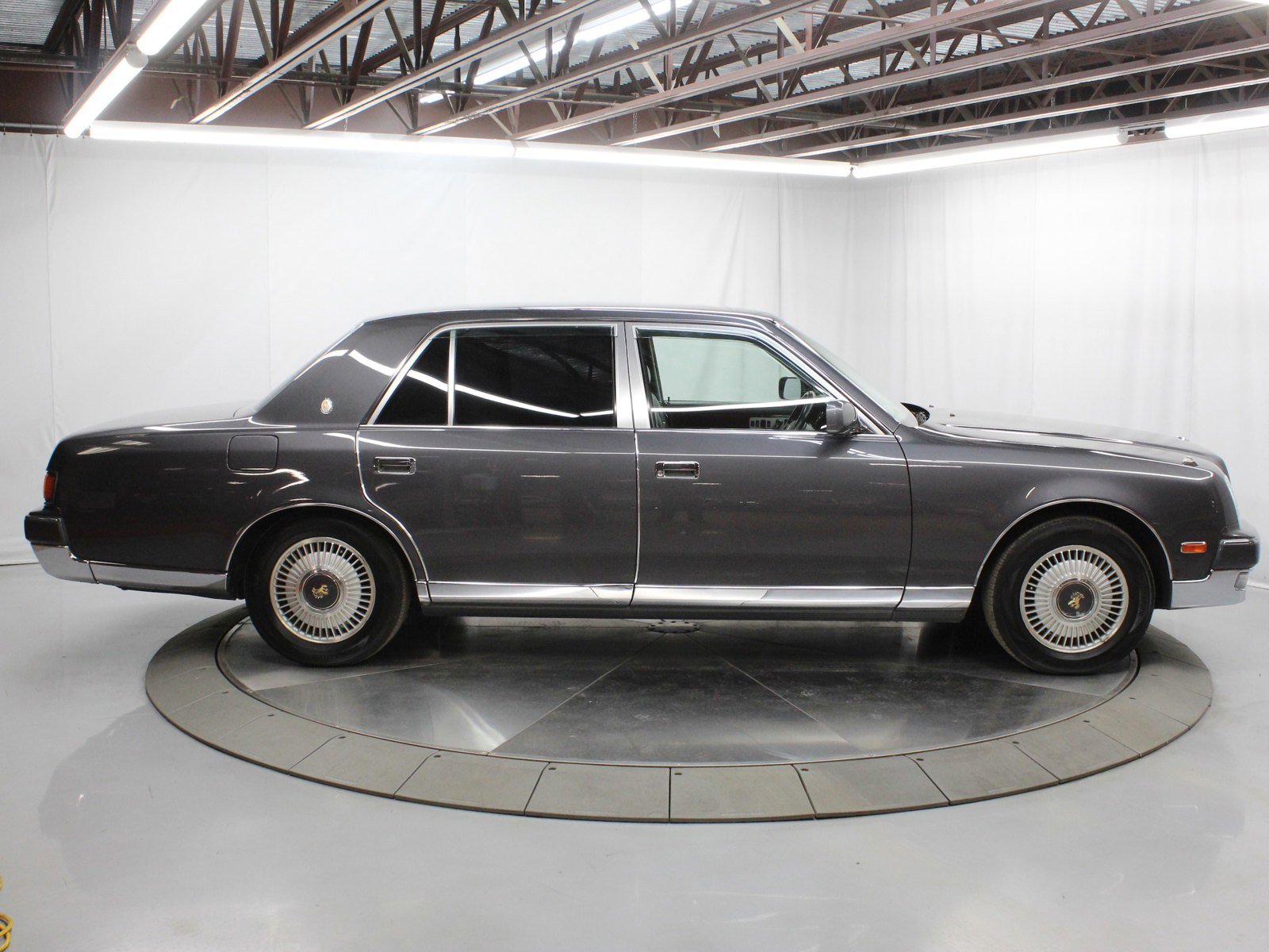 1997 Toyota Century 11