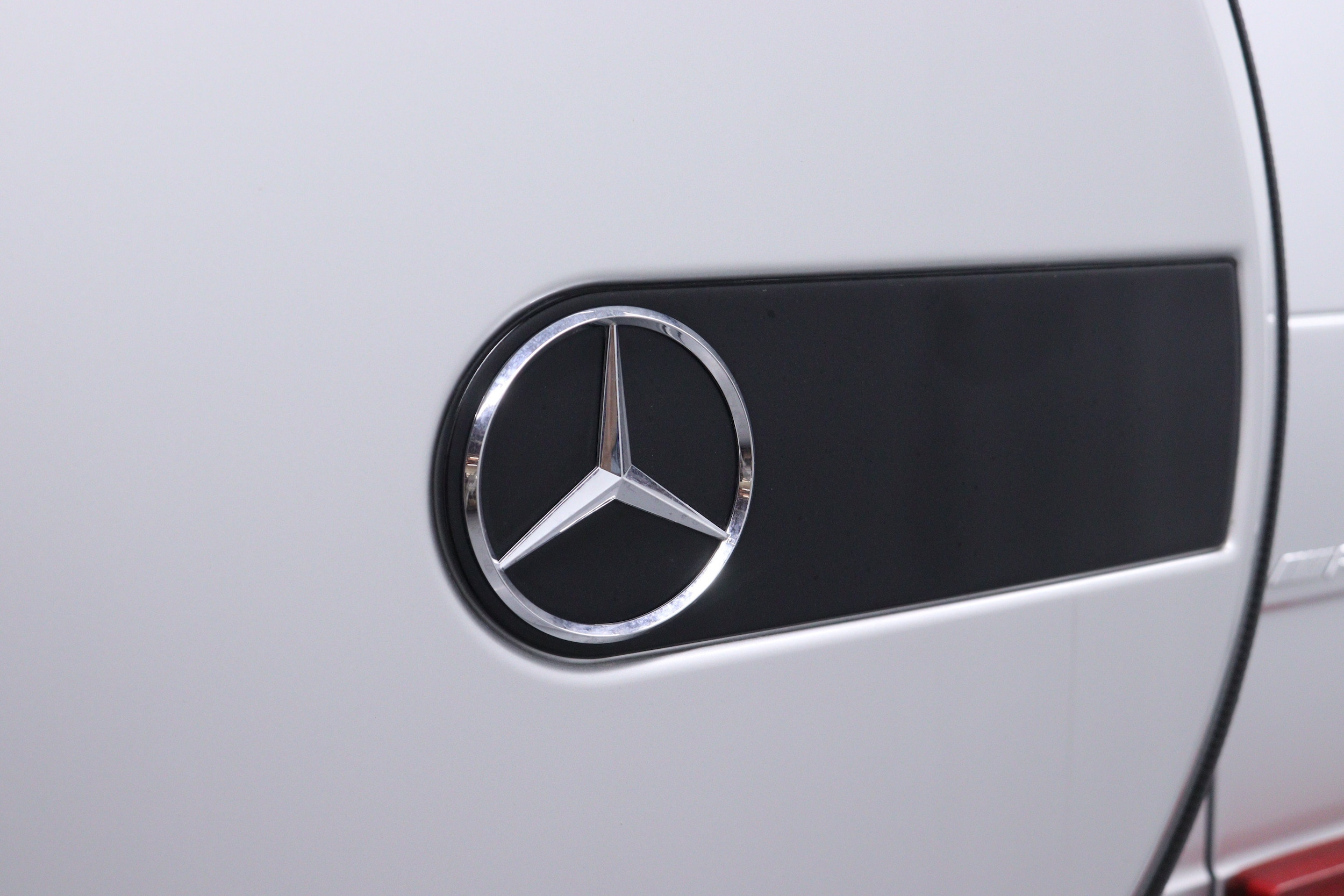 2000 Mercedes Benz AMG G55L 71