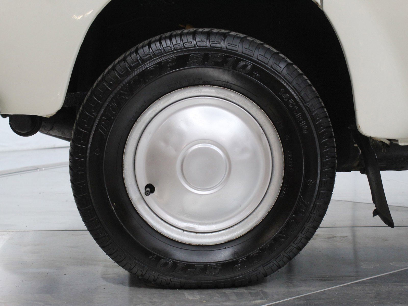 1968 Subaru 360 32