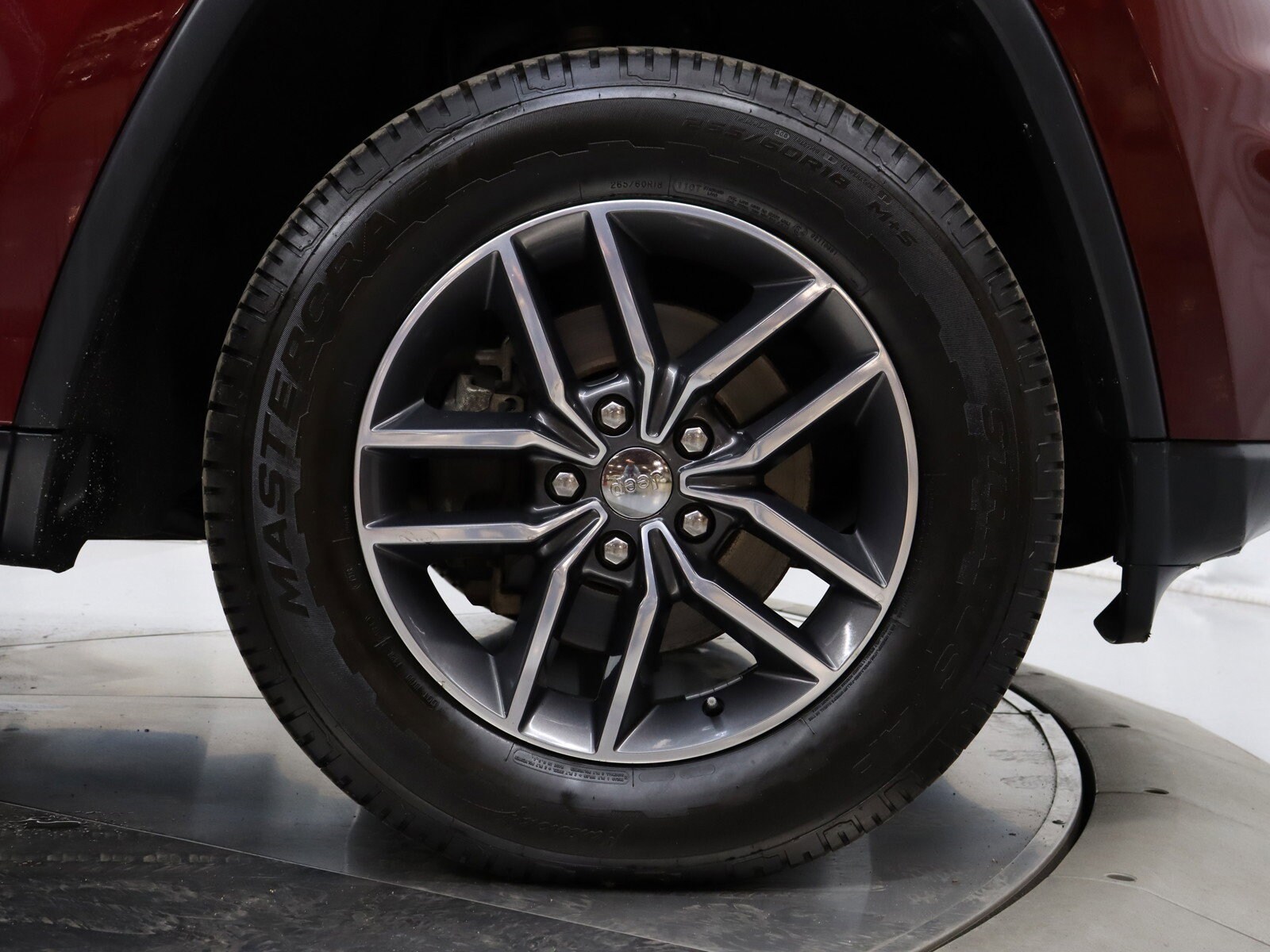 2018 Jeep Grand Cherokee 32