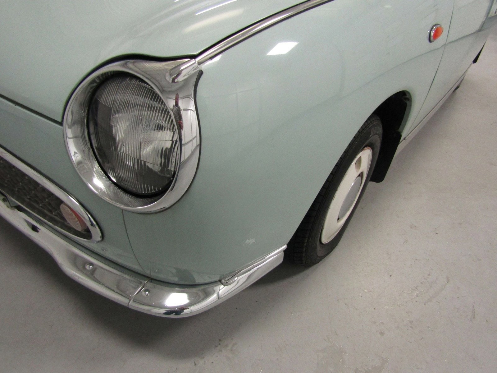 1991 Nissan Figaro 30