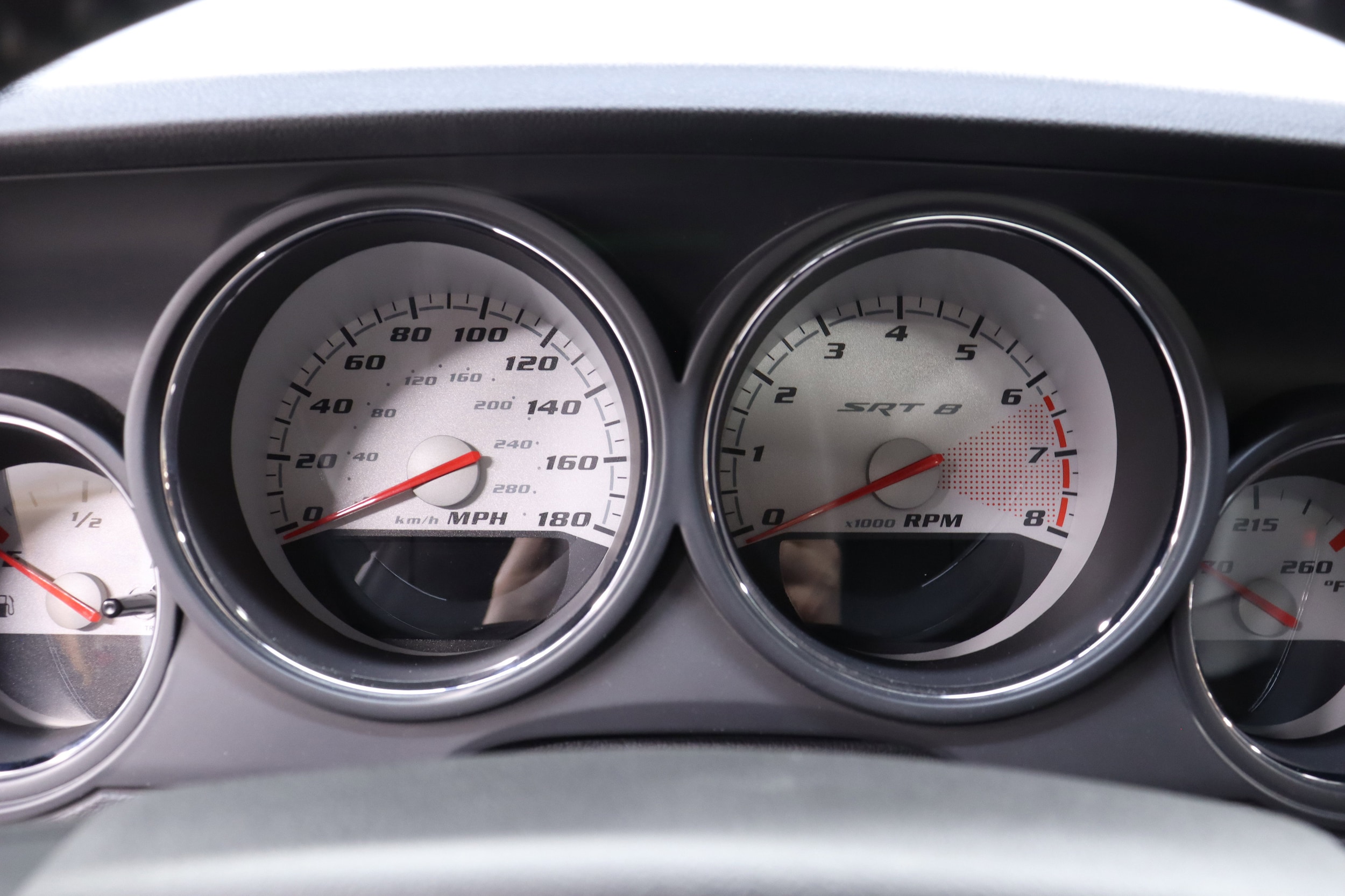 2010 Dodge Challenger 13