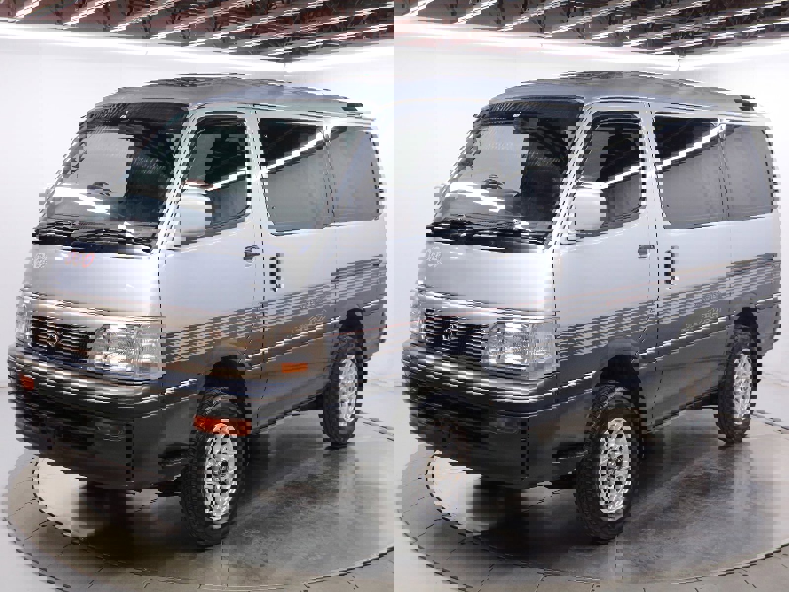 1994 Toyota Hiace 2