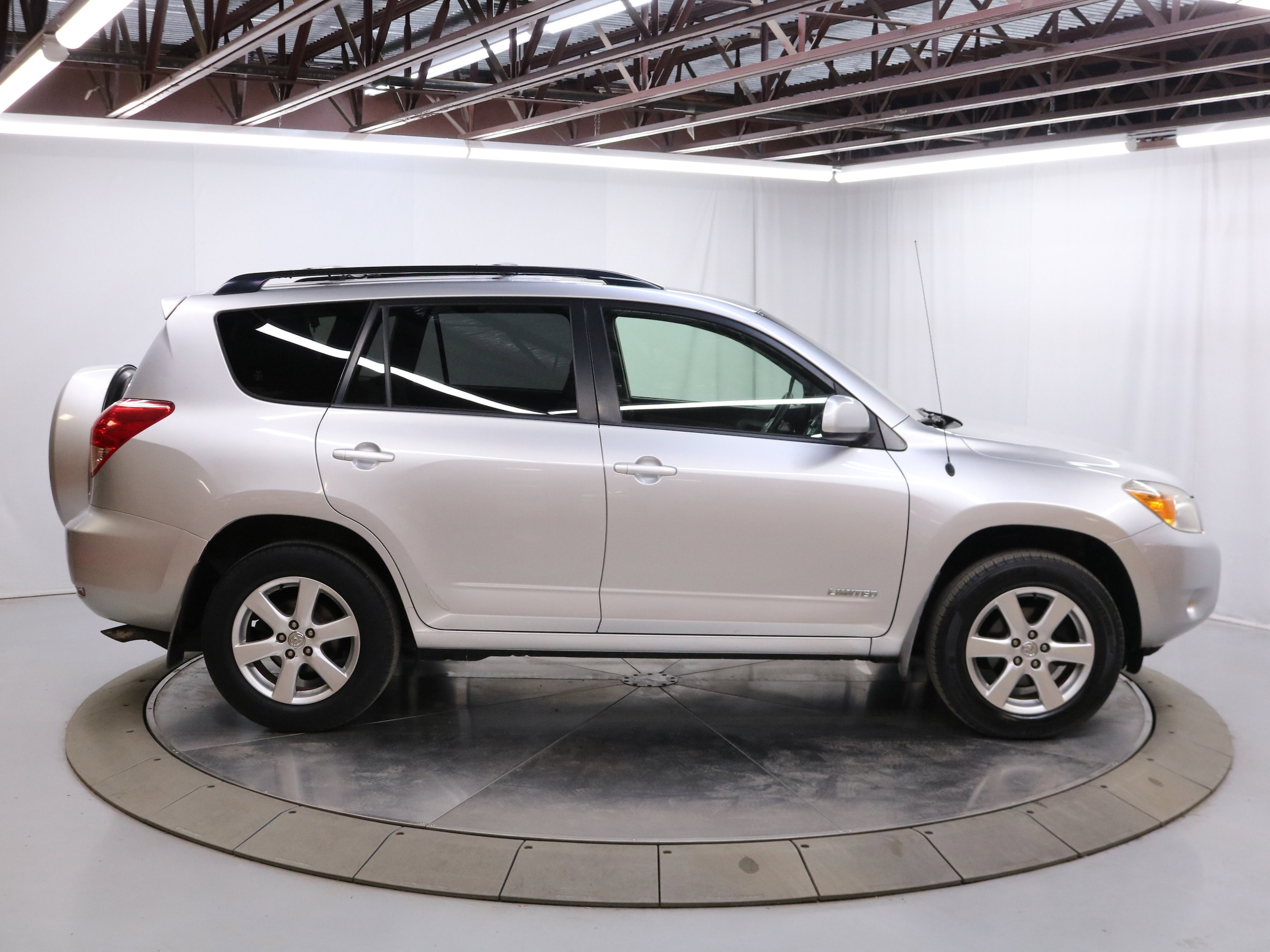 2008 Toyota RAV-4 8