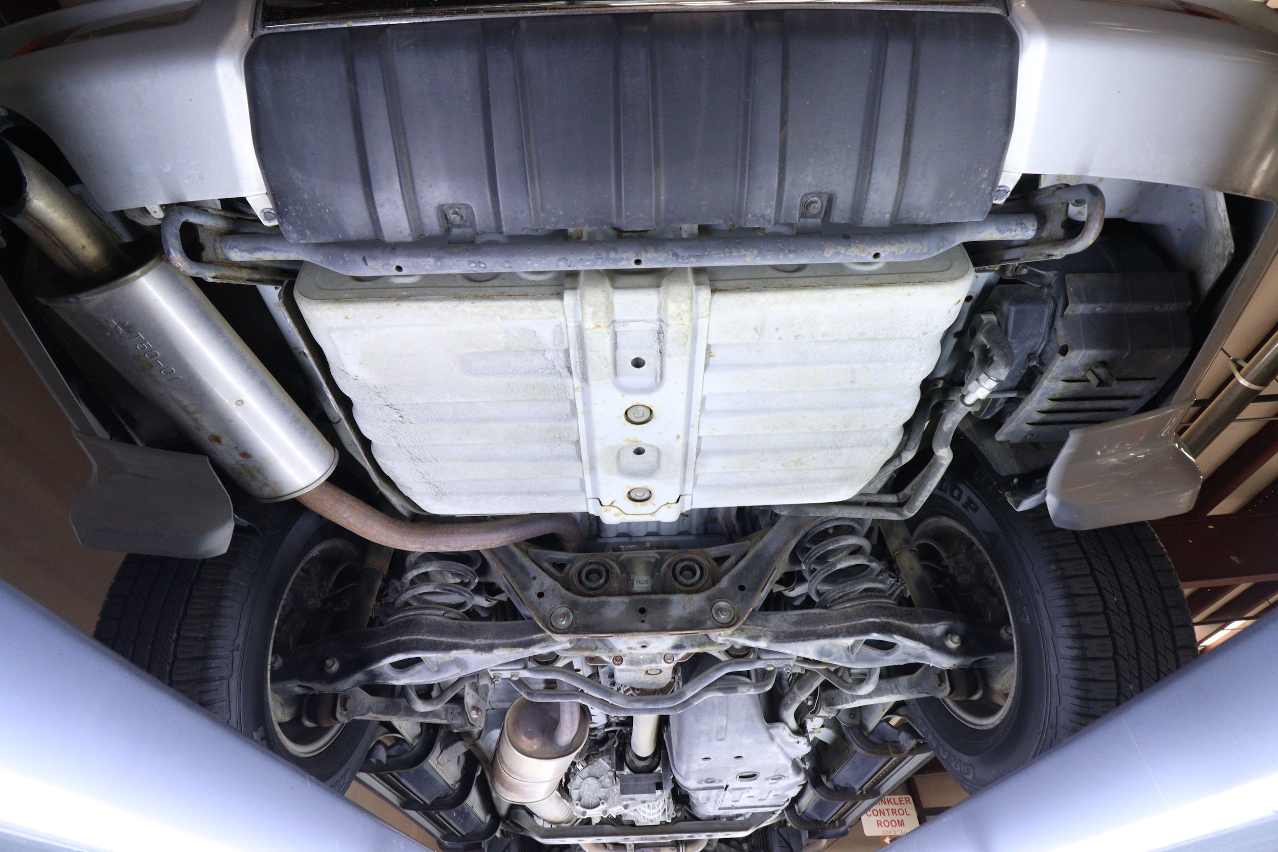 2000 Mitsubishi Pajero 49