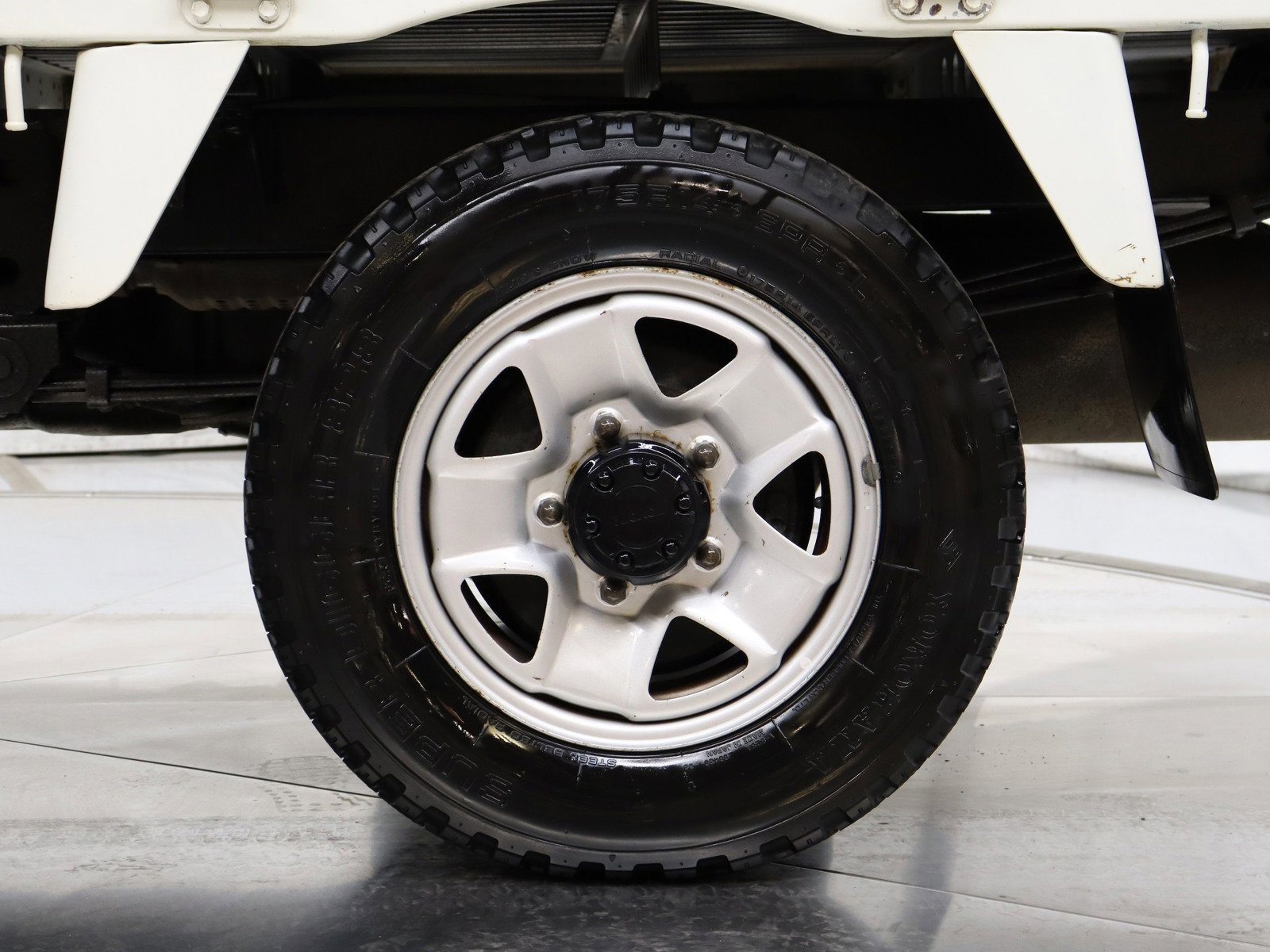 1998 Toyota Liteace 26