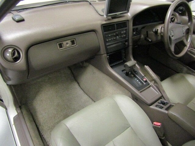 1989 Toyota Soarer 12