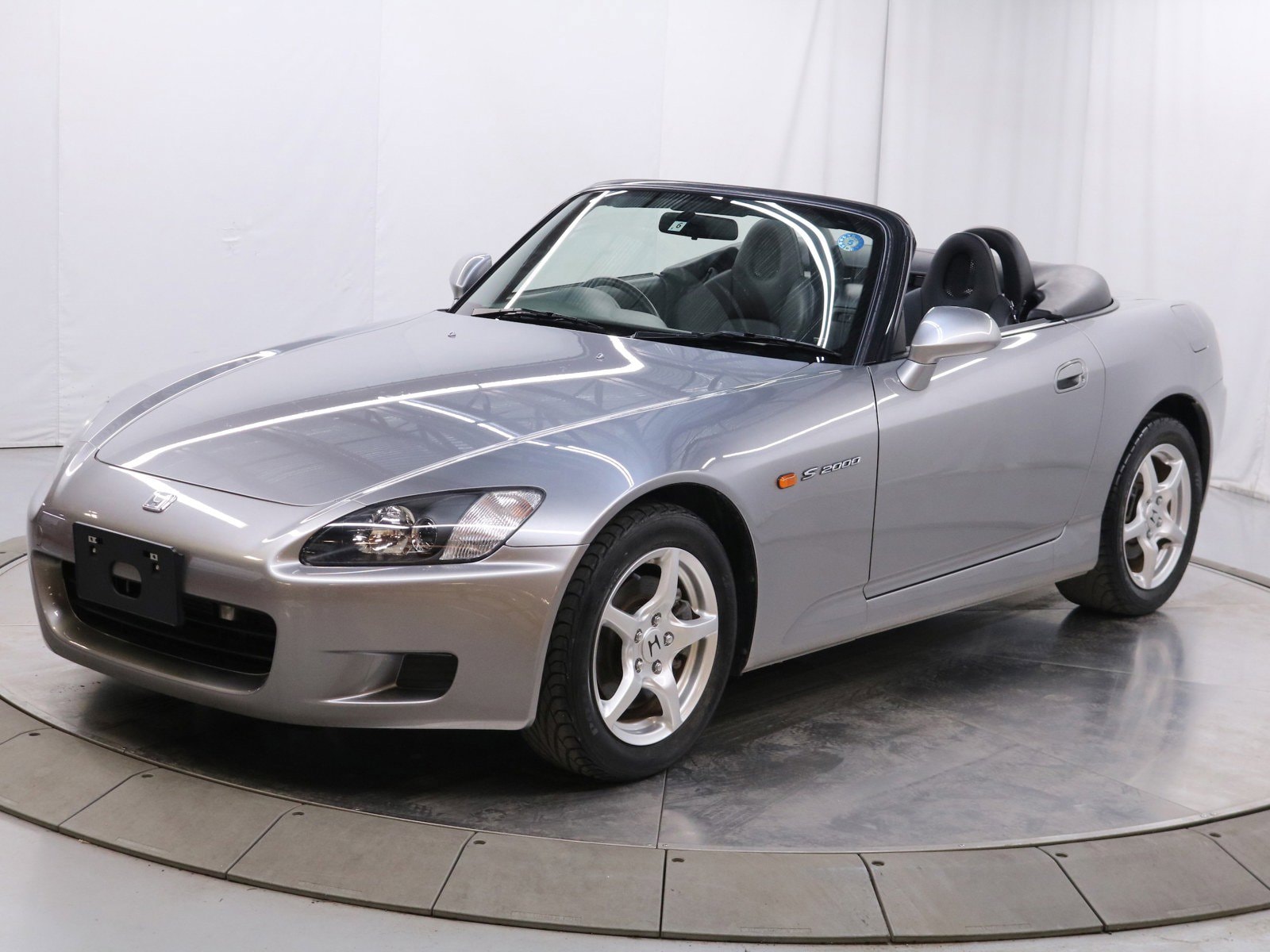 1999 Honda S2000 13