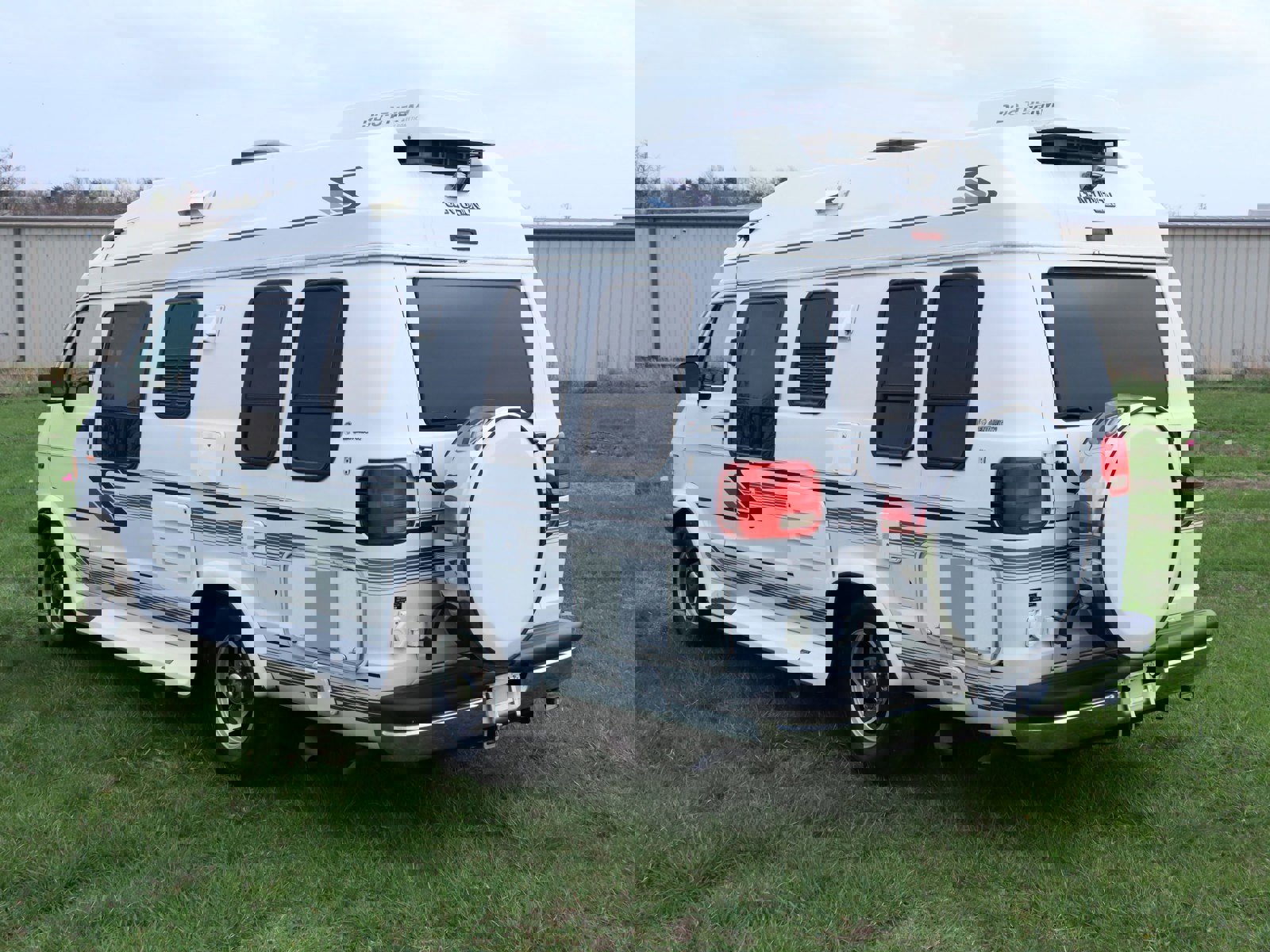 1996 Dodge Ram Van 5