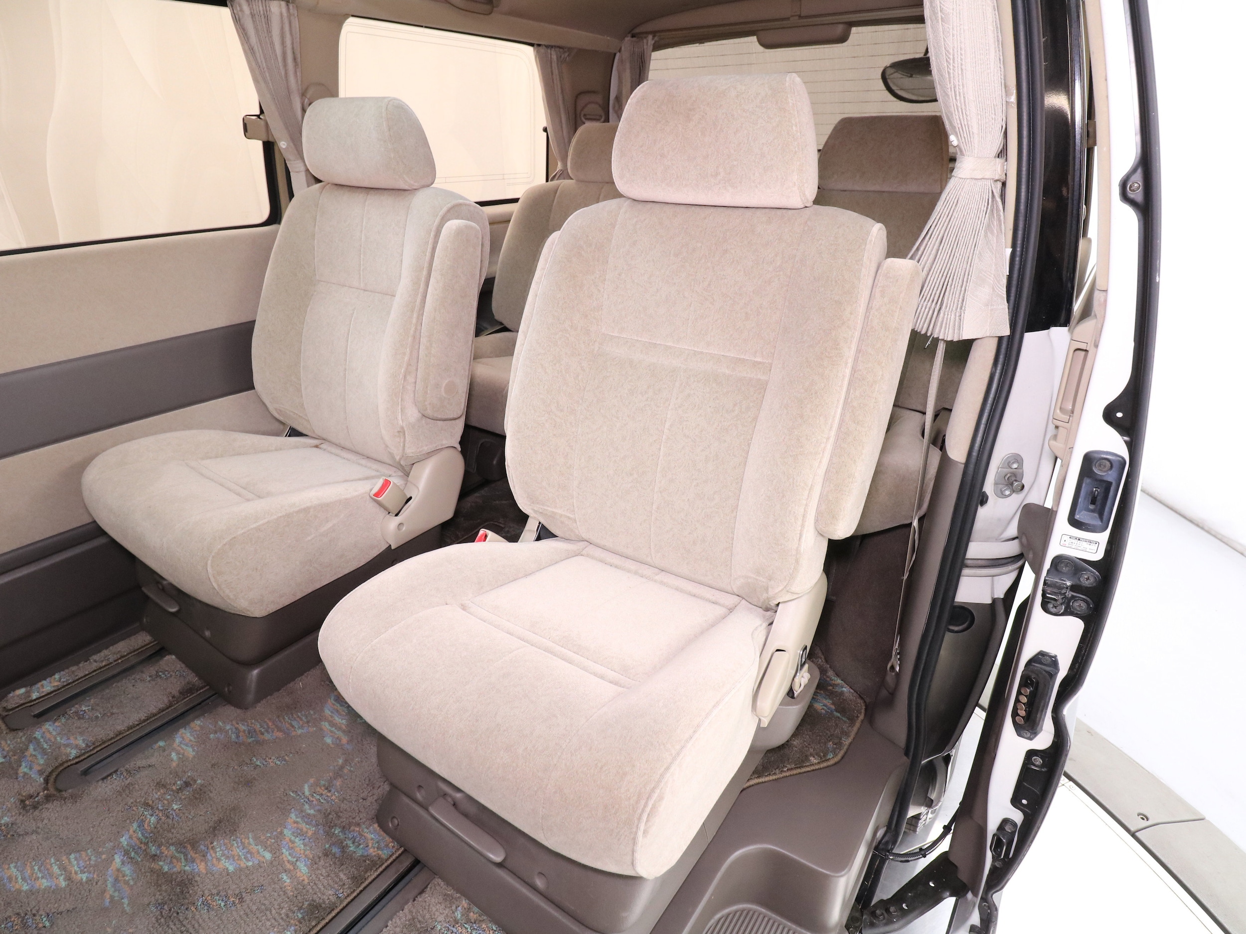 2000 Toyota Grand Hiace 19