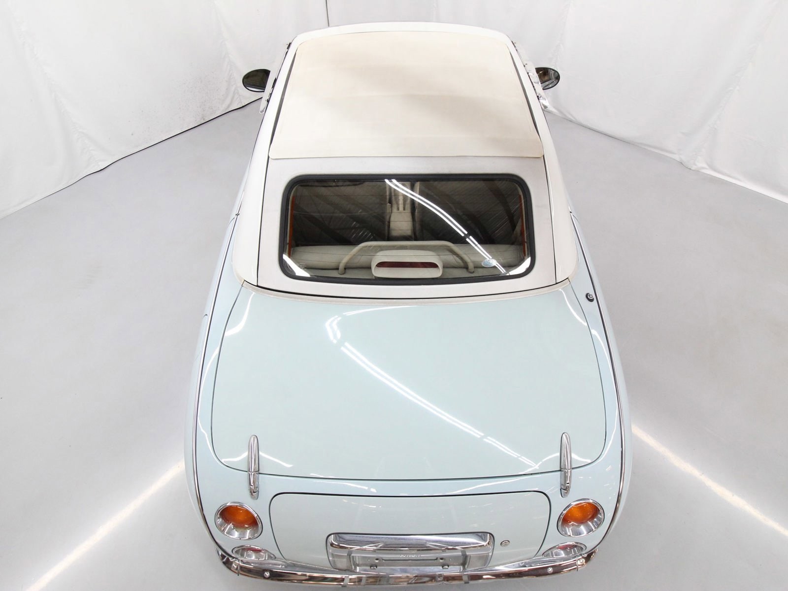 1991 Nissan Figaro 38