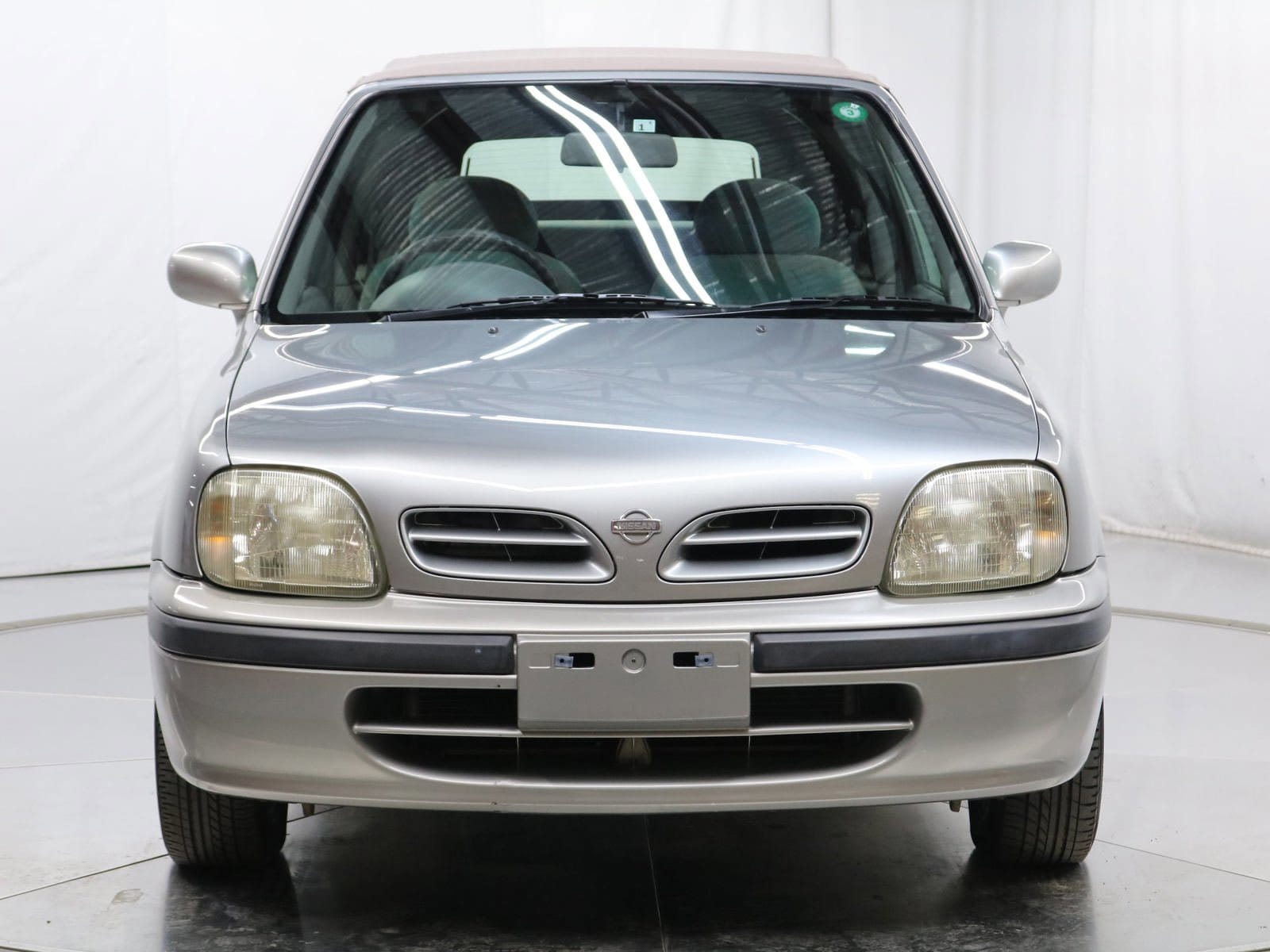 1998 Nissan March 5