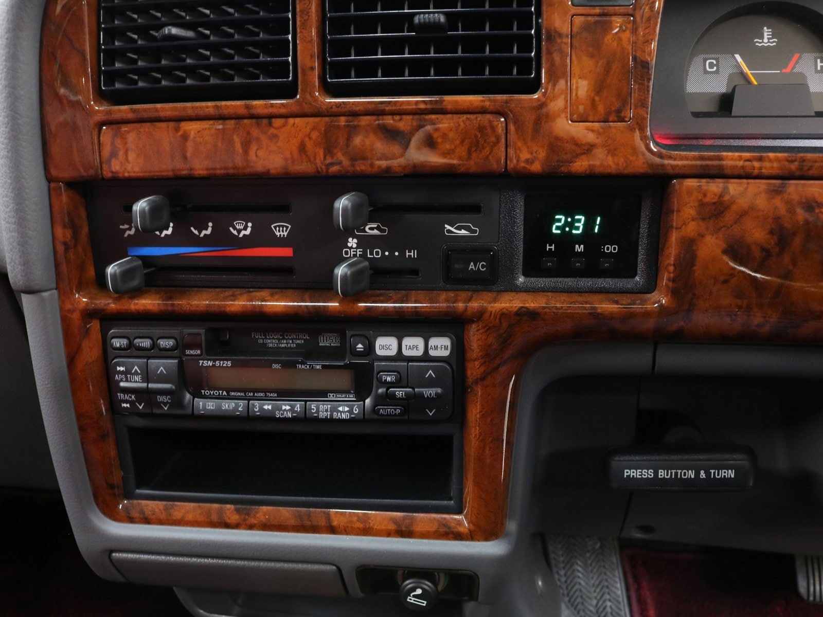 1997 Toyota Classic 12