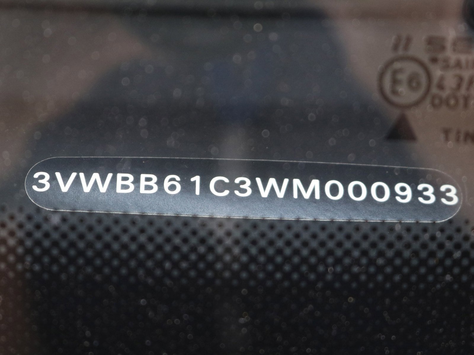 1998 Volkswagen New Beetle 52