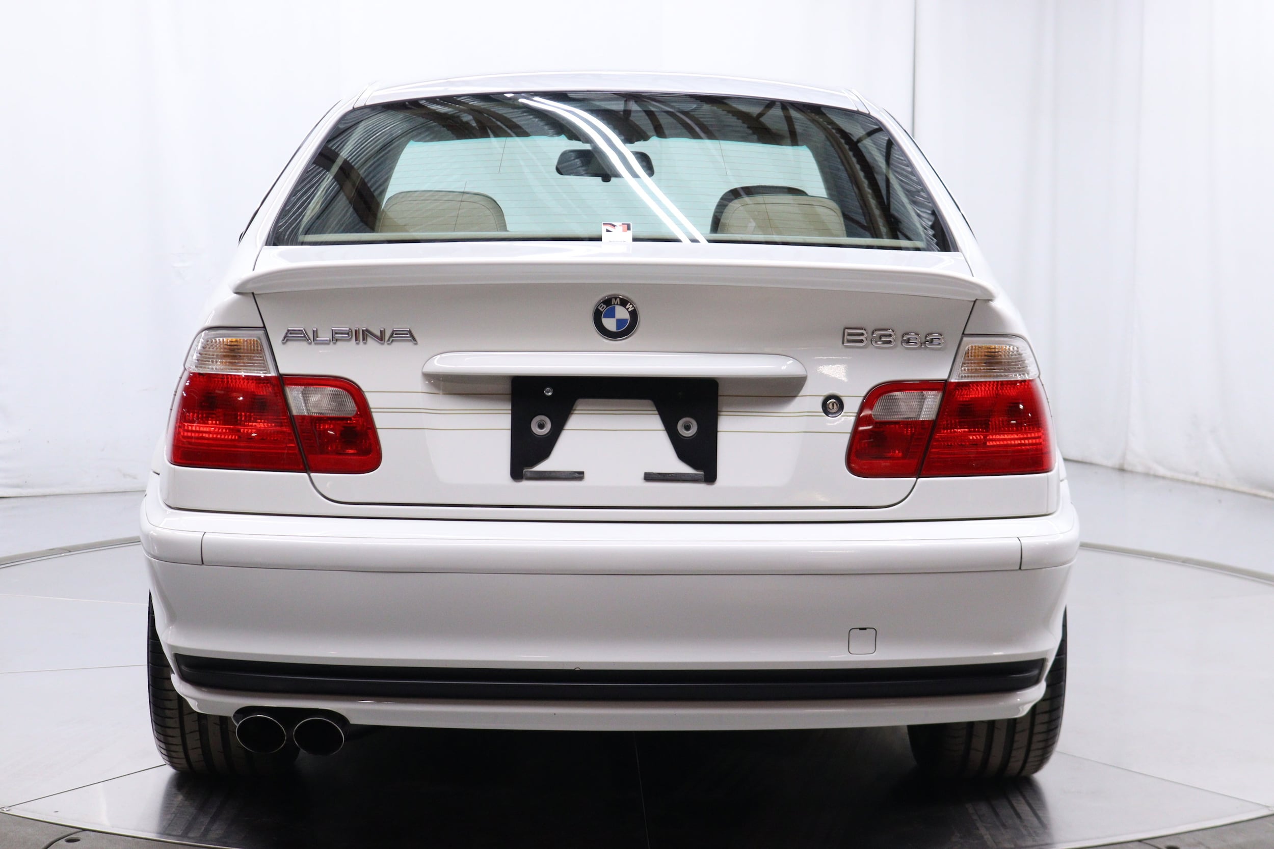 2000 BMW Alpina B3 7