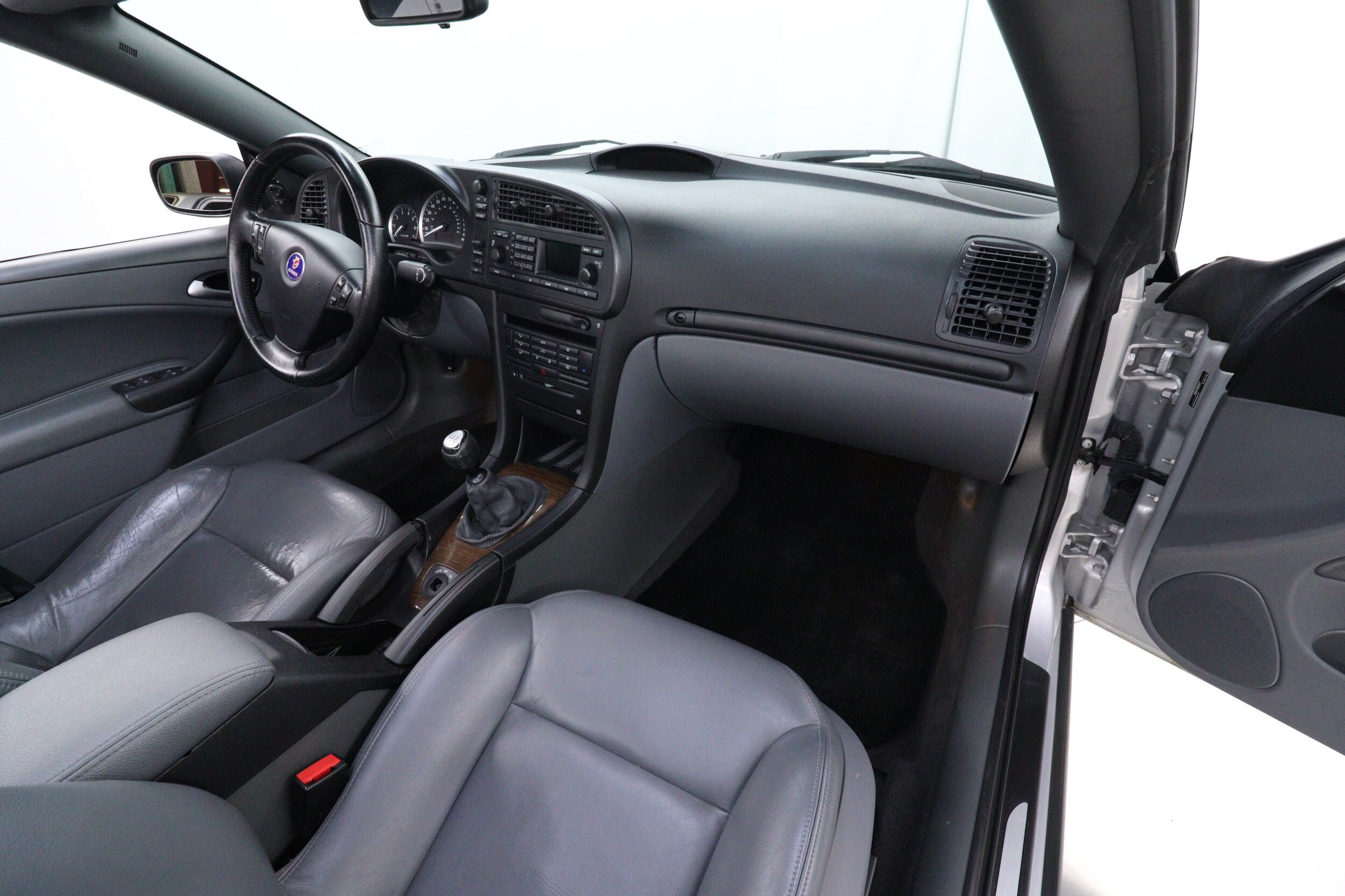 2004 Saab 2.0T 9-3 22