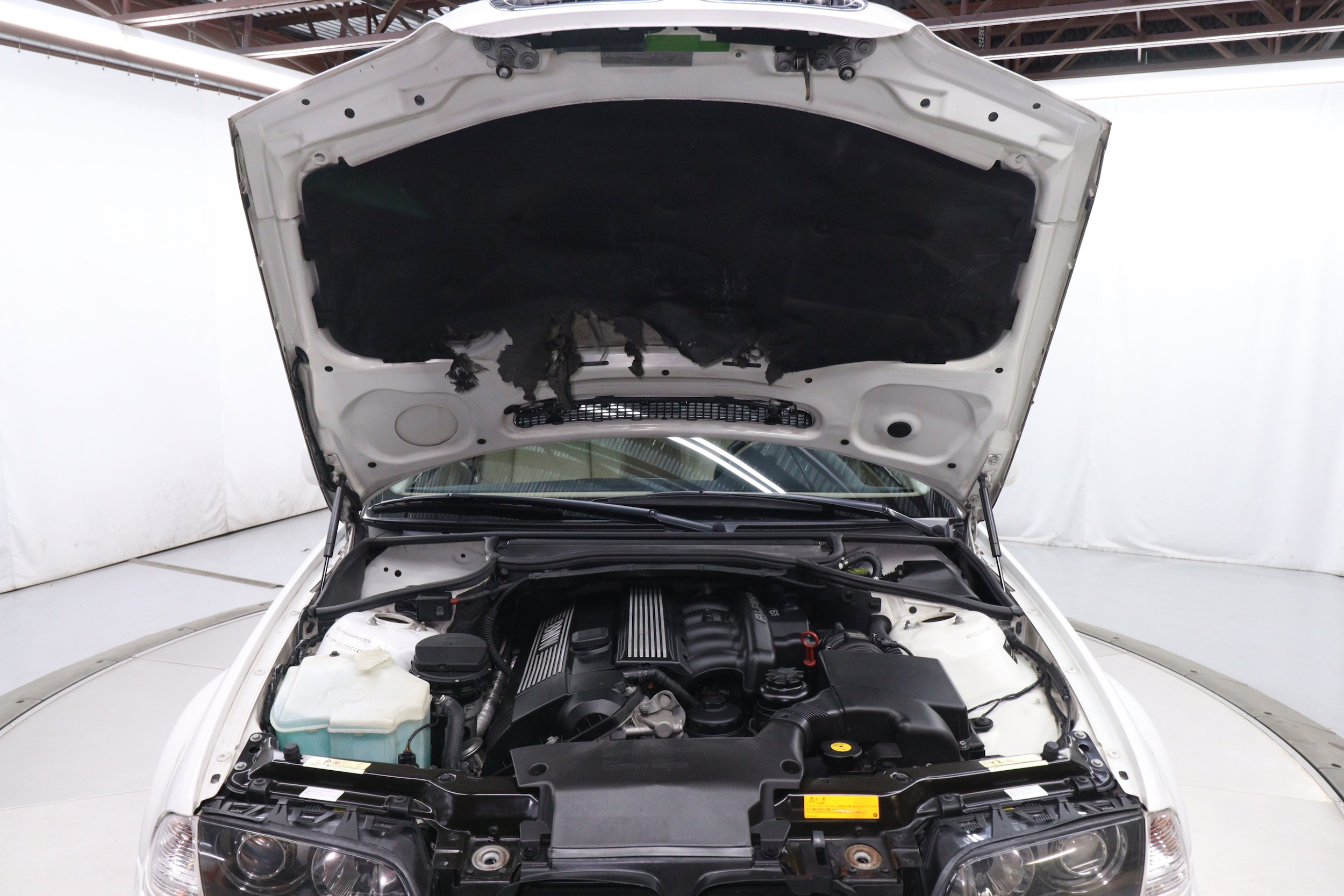 2000 BMW Alpina B3 51