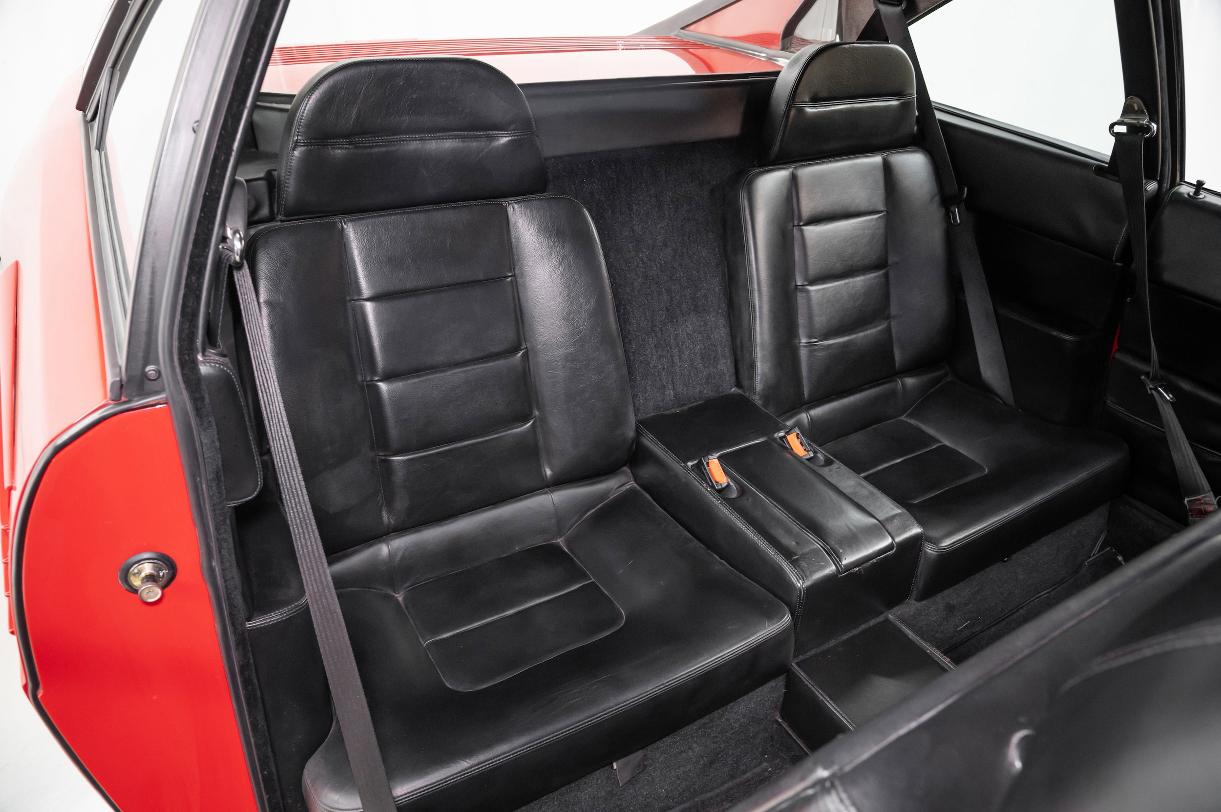 1991 Ferrari Mondial 165
